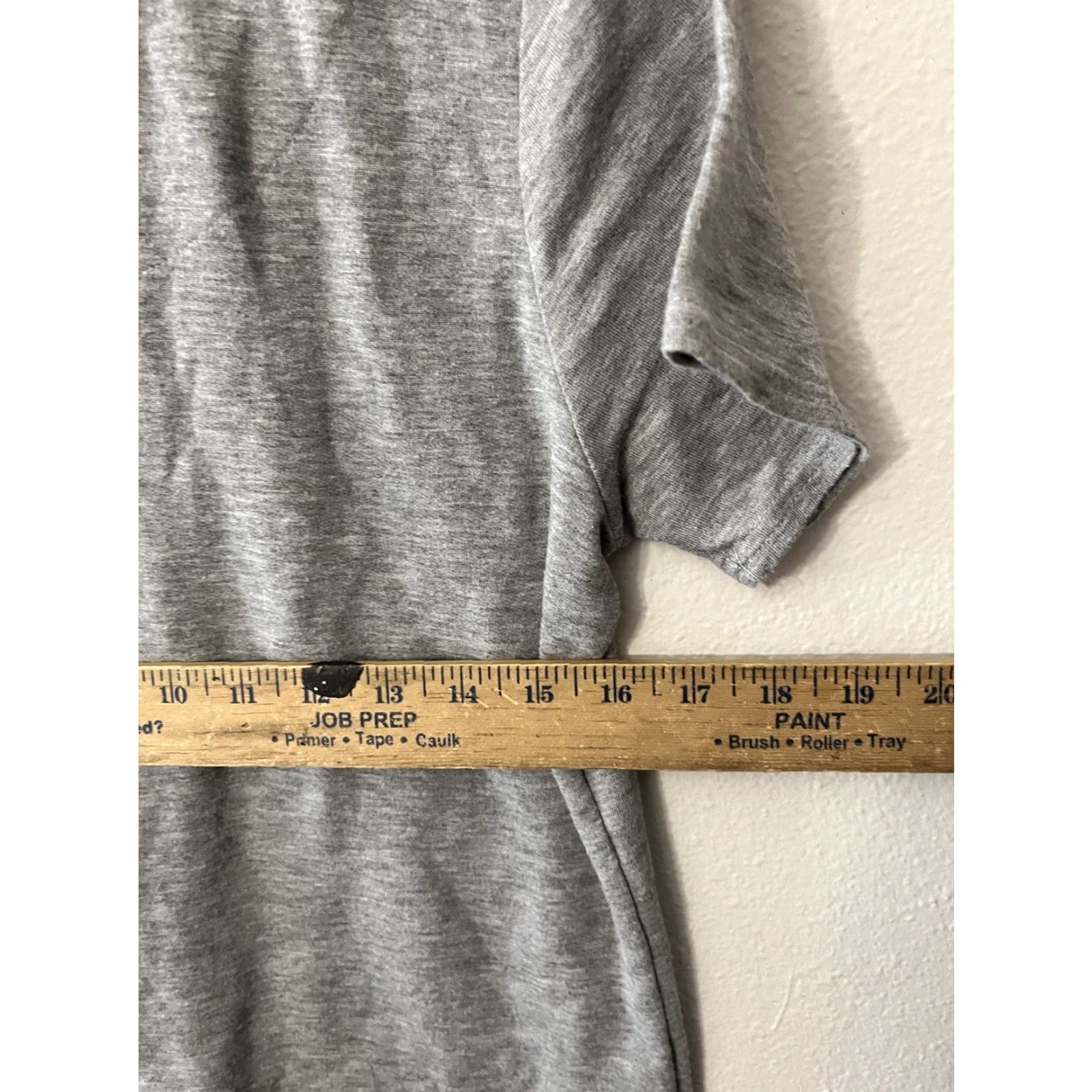 Nicole Miller Nicole Miller Tee Shirt Womens S Short Sleeve Pocket Cotton Gray Love 90s Designer Casual Mens Womens Girls Boys Size S / US 4 / IT 40 - 4 Thumbnail