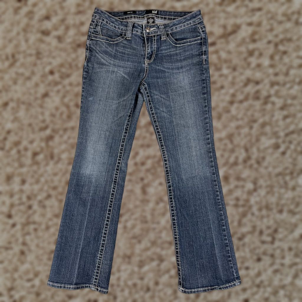 Vintage A New Approach Jeans Womens 6 Blue Bootcut Western Embroidered Pants Size 28" / US 6 / IT 42 - 1 Thumbnail