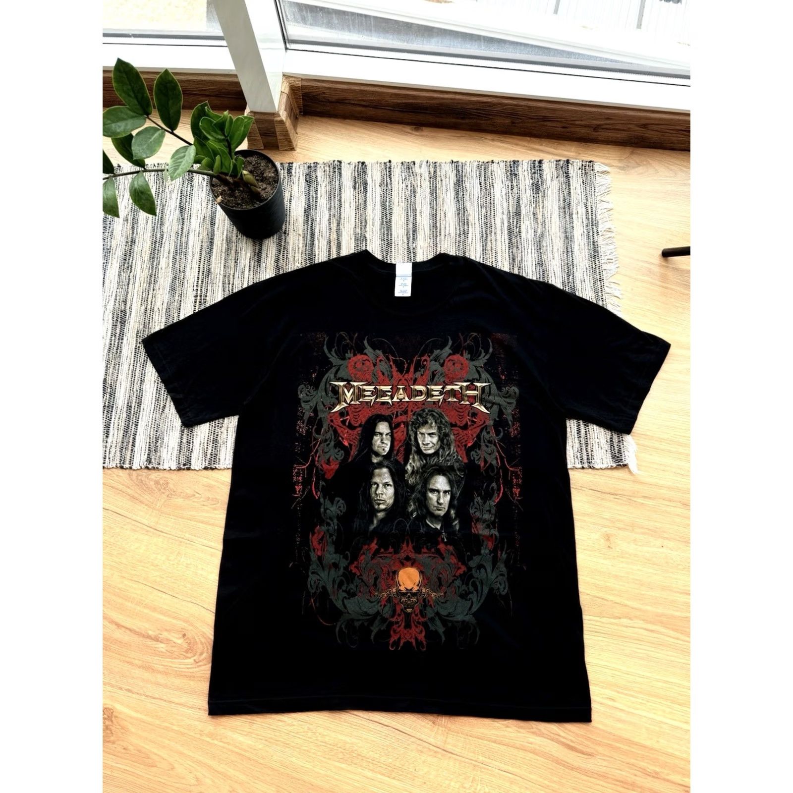 Vintage VINTAGE Megadeth T-Shirt Rock Band Tees Cotton Black Sz L Shirt Mens 2000s 2011 MEGADETH TOUR Graphic Print Size L Size US L / EU 52-54 / 3 - 2 Thumbnail
