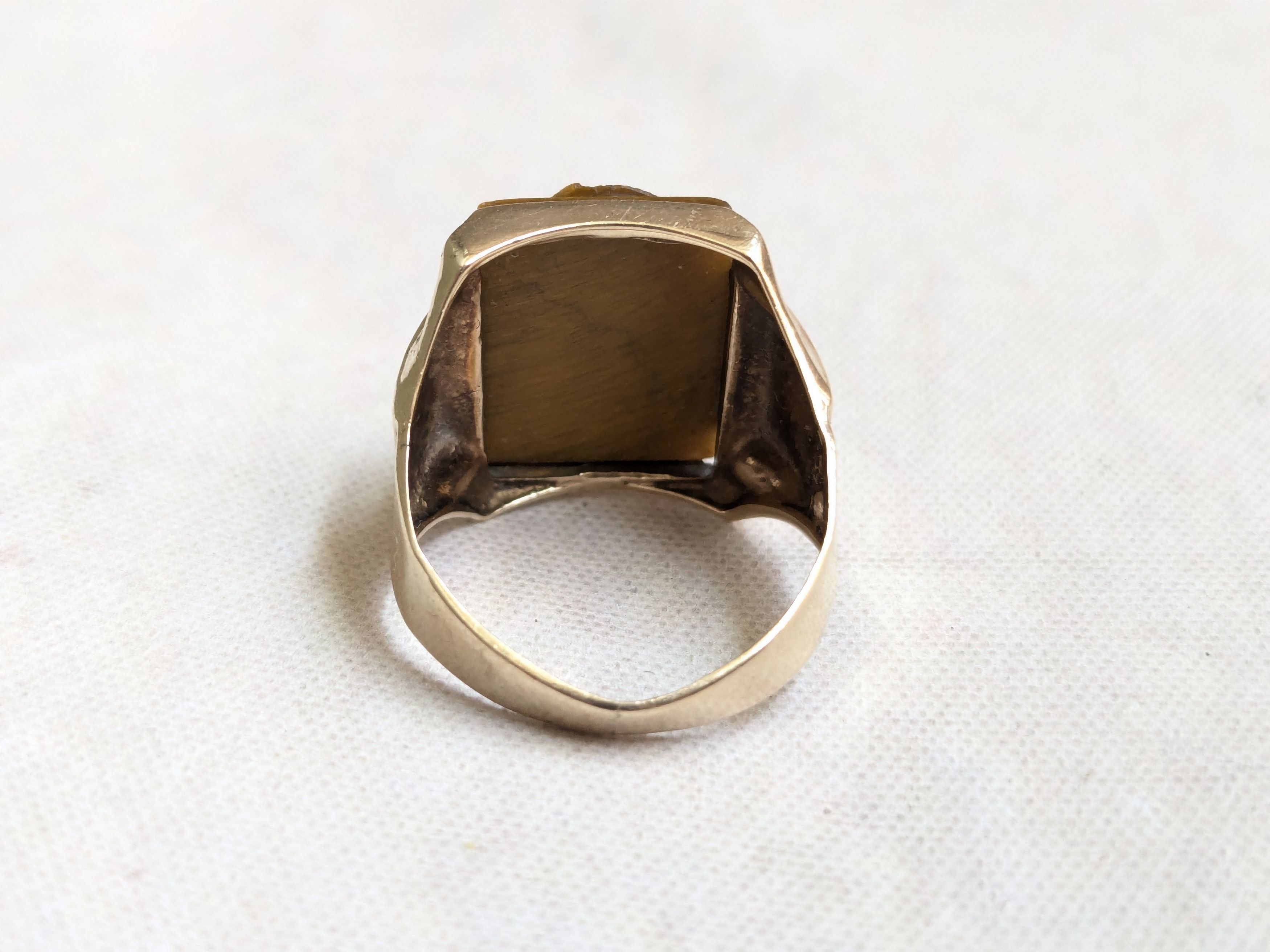 Jewelry × Vintage Vintage 10k Gold Ring Tiger's Eye 8 Cameo Rectangle Size ONE SIZE - 8 Thumbnail