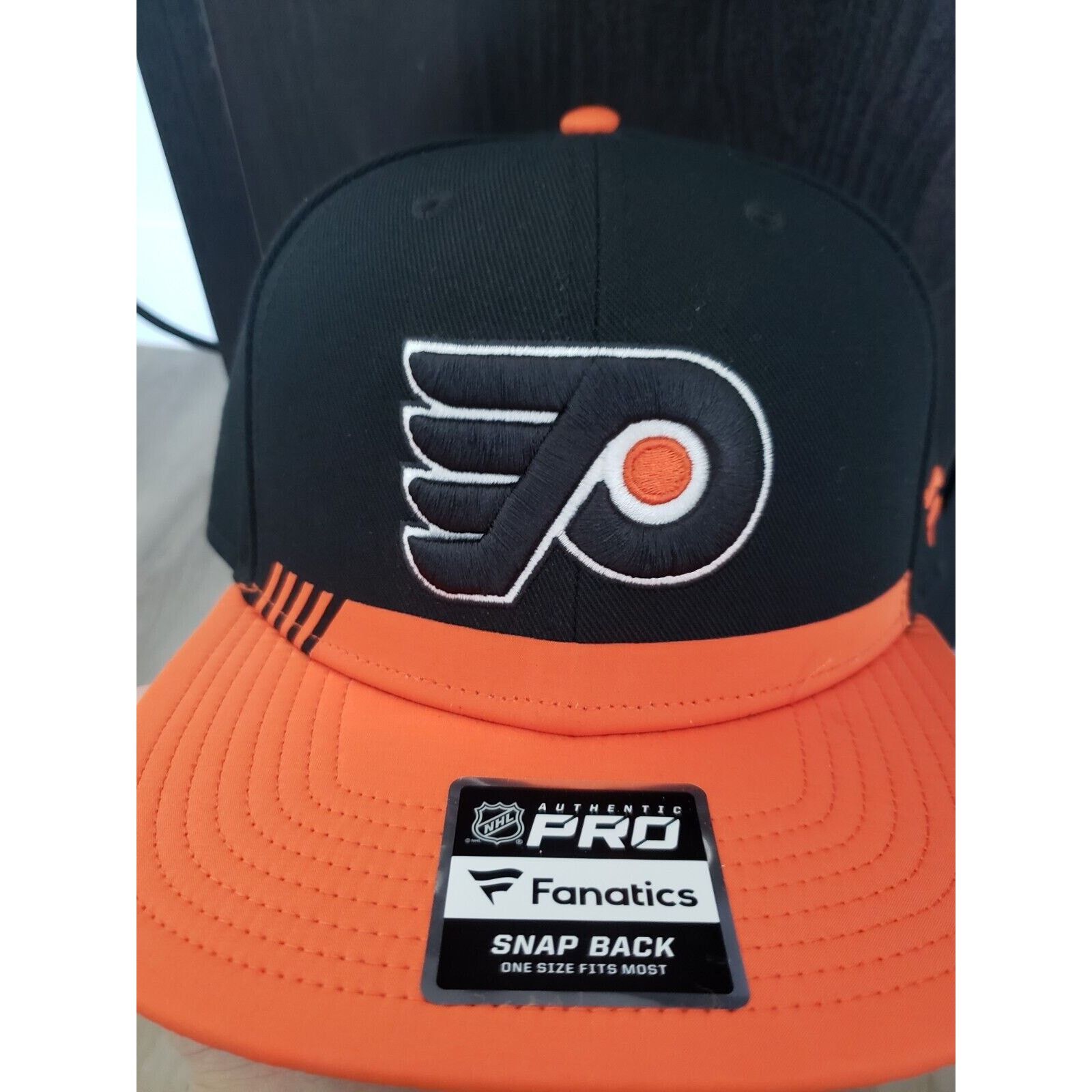 Other Philadelphia Flyers Hat Cap Snapback Authentic Pro Fanatics Size ONE SIZE - 1 Thumbnail