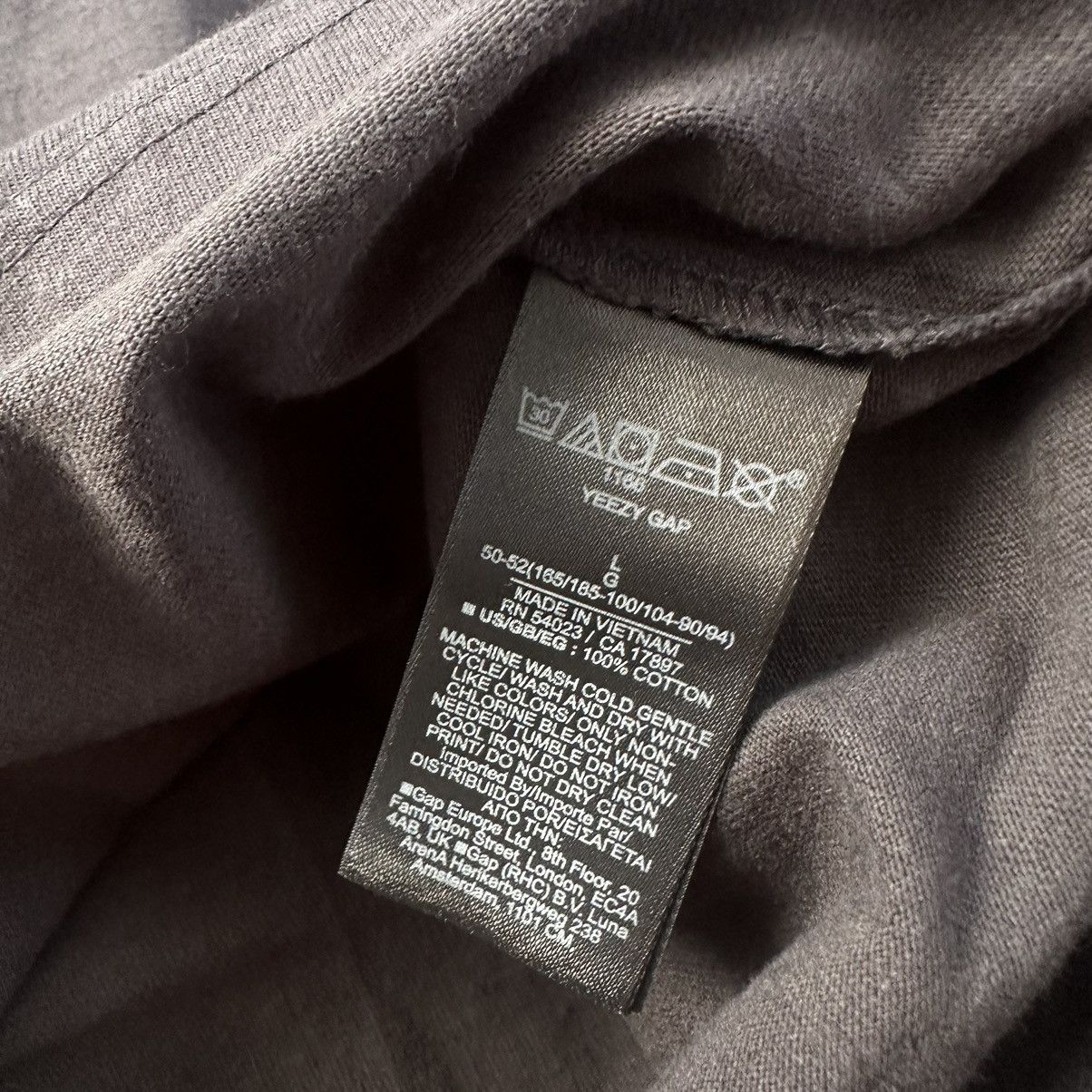 Balenciaga × Gap × Kanye West Yeezy Gap Engineered by Balenciaga Longsleeve Tee Size US S / EU 44-46 / 1 - 6 Thumbnail