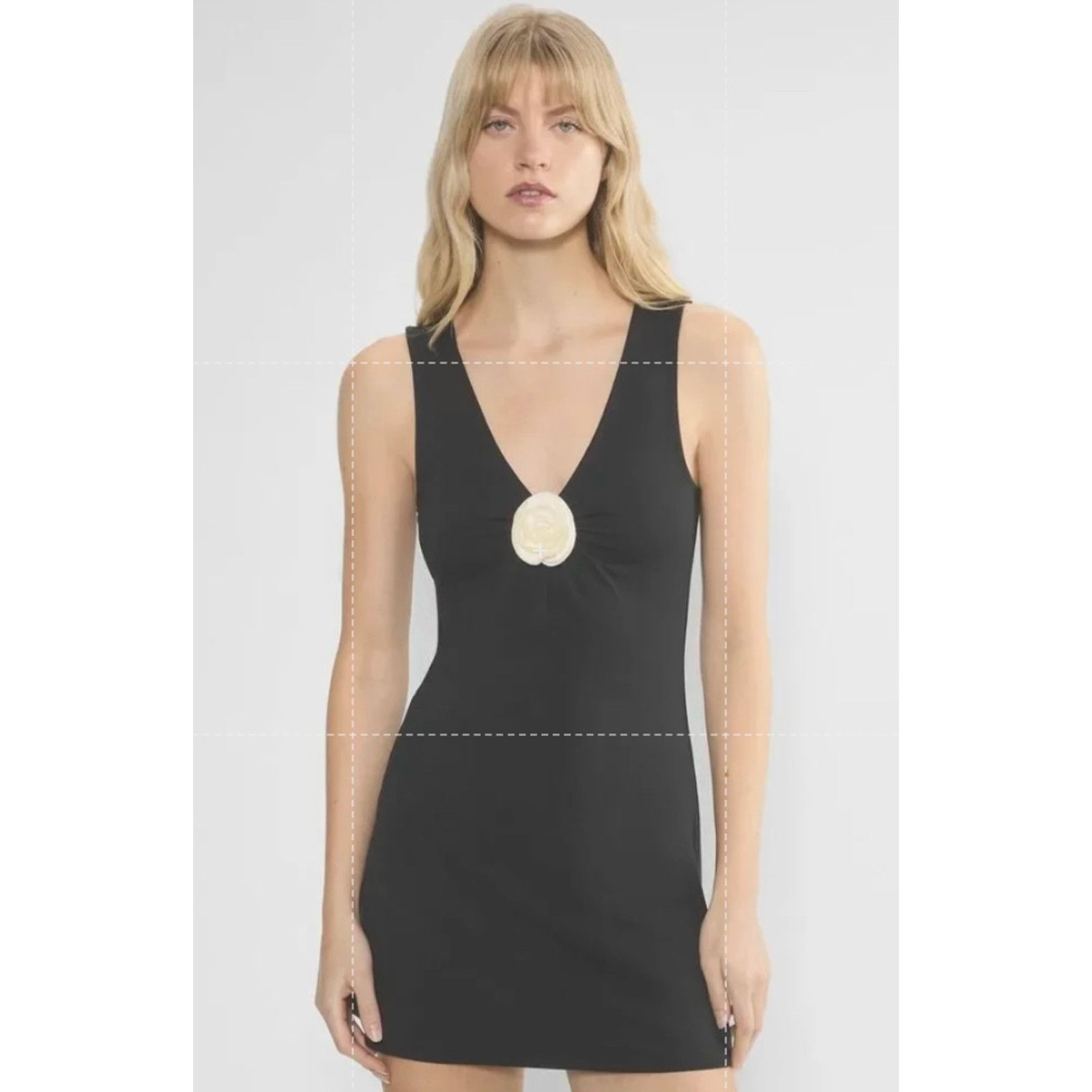 Aritzia NEW Aritzia Wilfred GoodLux Rosette V Neck Micro Dress Black Size S / US 4 / IT 40 - 5 Thumbnail