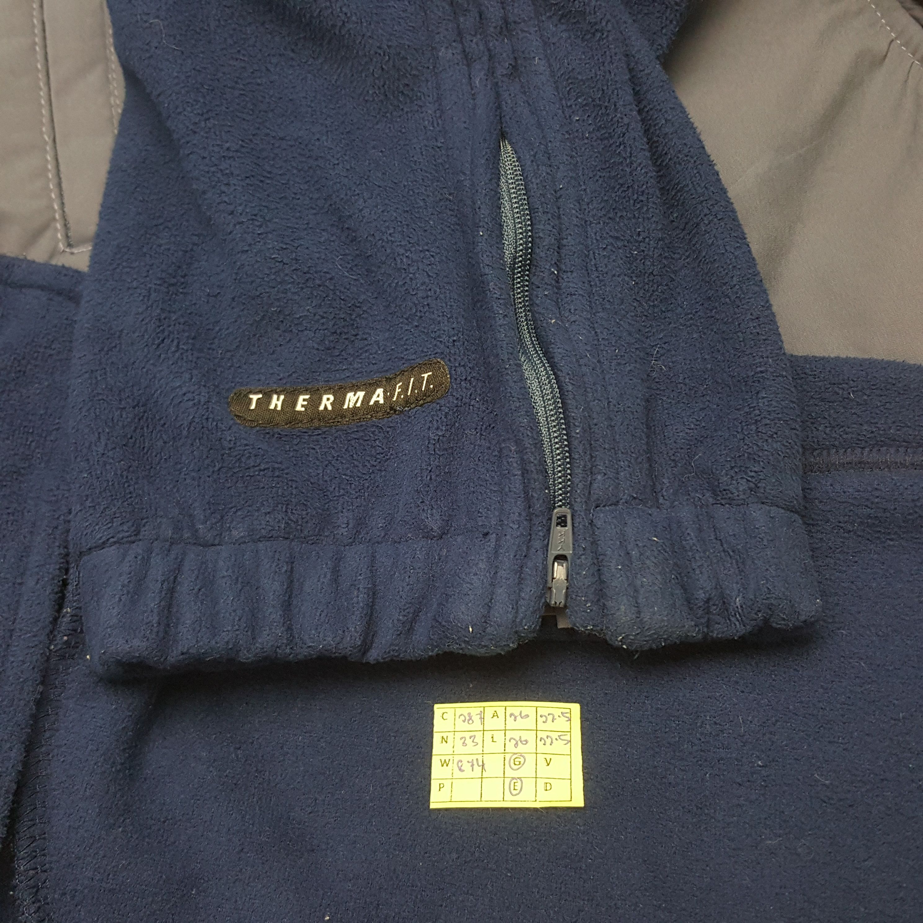 Nike Vintage Nike Court American Sports Jacket C287N33 Size US XL / EU 56 / 4 - 7 Thumbnail