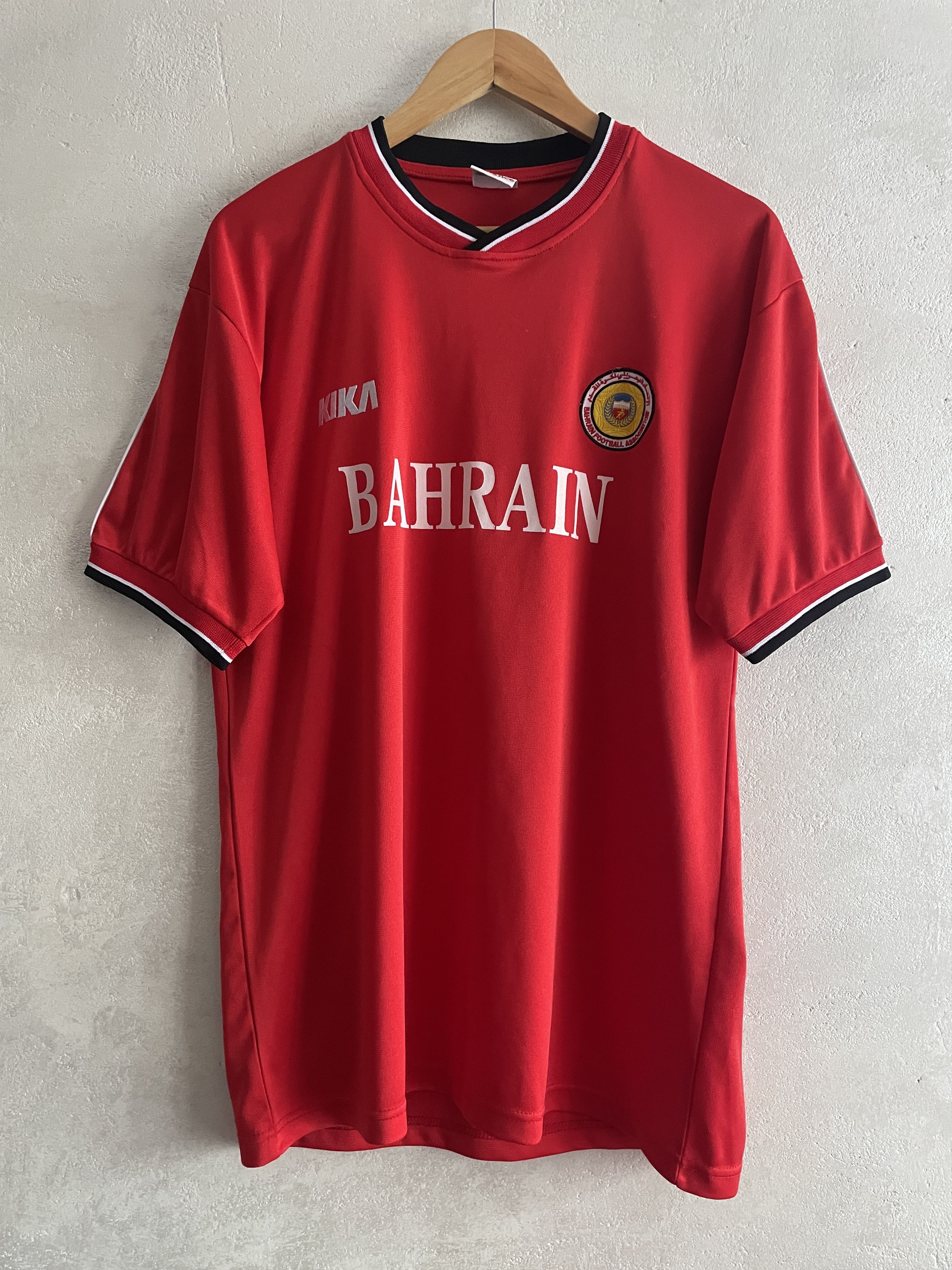 Other Bahrain Football Shirt Kit 2001 2002 Soccer Jersey Size US L / EU 52-54 / 3 - 1 Thumbnail