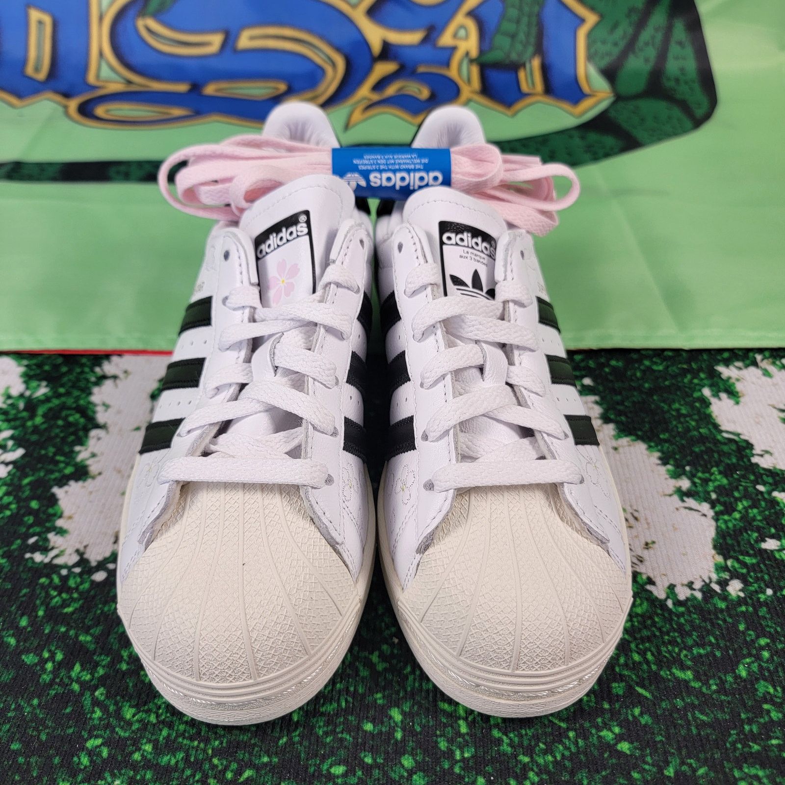 Adidas Adidas Superstar HNM White/Black Mens Sz 5 IG9648 Size US 5 / EU 37 - 4 Thumbnail