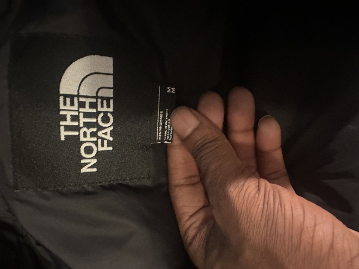 The North Face 700 nuptse Size US M / EU 48-50 / 2 - 2 Thumbnail