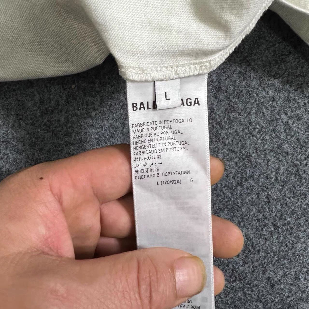 Balenciaga Balenciaga Embroidered Wave Short Sleeve T‑shirt K28 Size US L / EU 52-54 / 3 - 5 Thumbnail