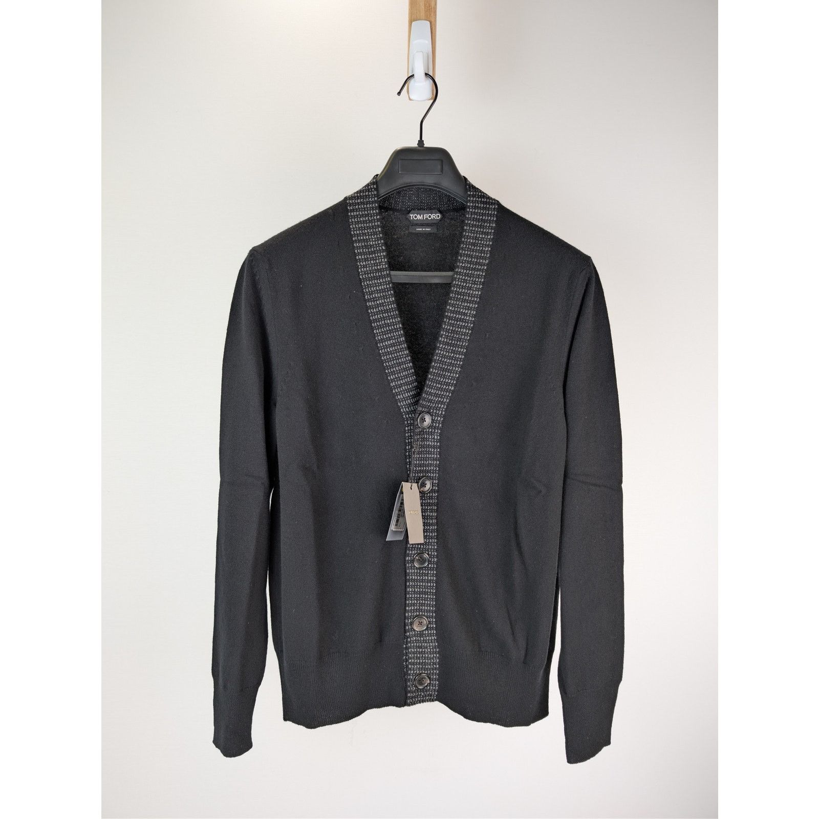 Tom Ford o1rshd1 Knitwear V-Neck Cardigan Sweater in Black Size US M / EU 48-50 / 2 - 8 Thumbnail