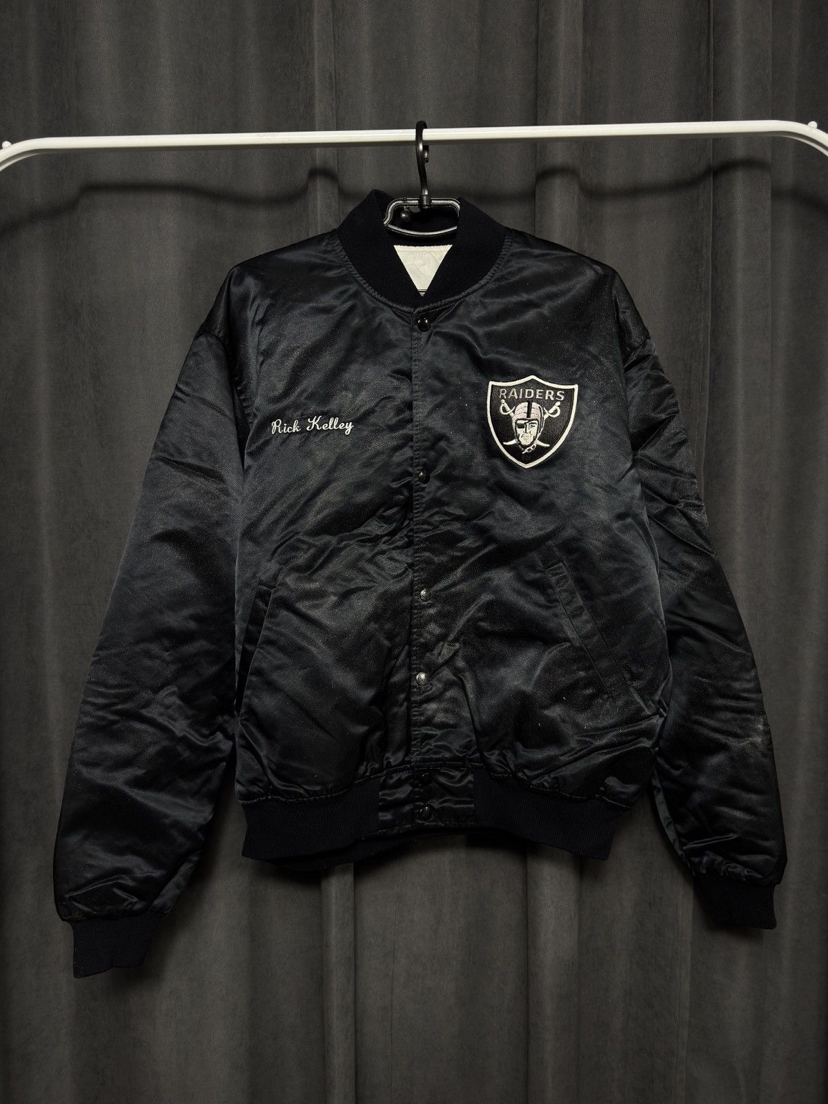 NFL × Starter × Vintage Vtg 80s NFL Oakland Raiders NWA Starter Satin Bomber Jacket Size US XL / EU 56 / 4 - 2 Thumbnail