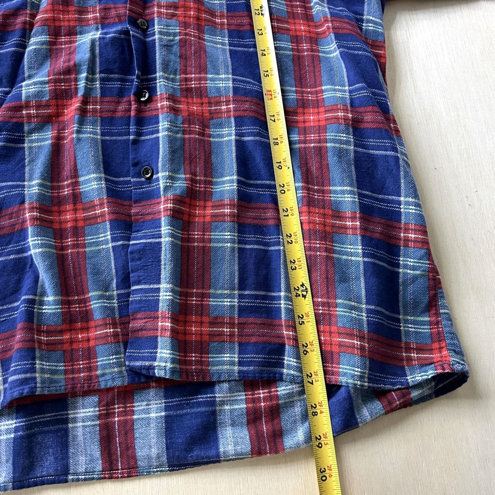 Vintage Dry Goods Saugatuck Shirt Mens Large Blue Plaid Long Sleeve Button Up Flannel Size US L / EU 52-54 / 3 - 7 Thumbnail