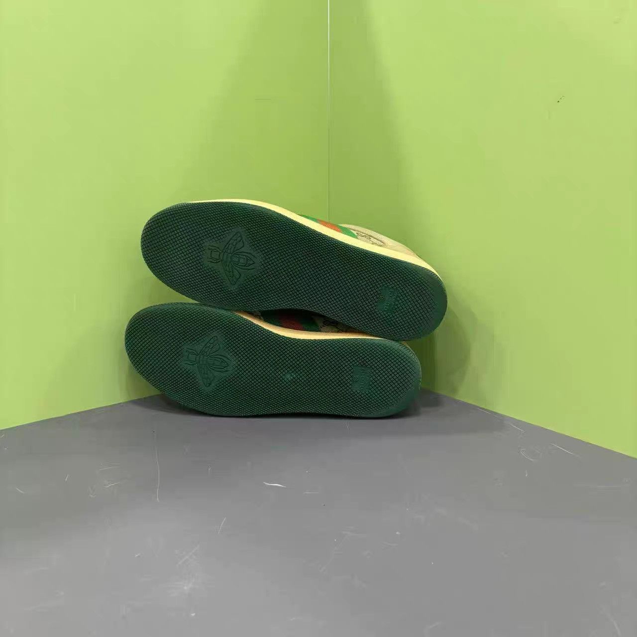 Gucci Gucci Screener Gray-Green GG Enamel Distressed Sneakers K15 Size US 8.5 / EU 41-42 - 8 Thumbnail
