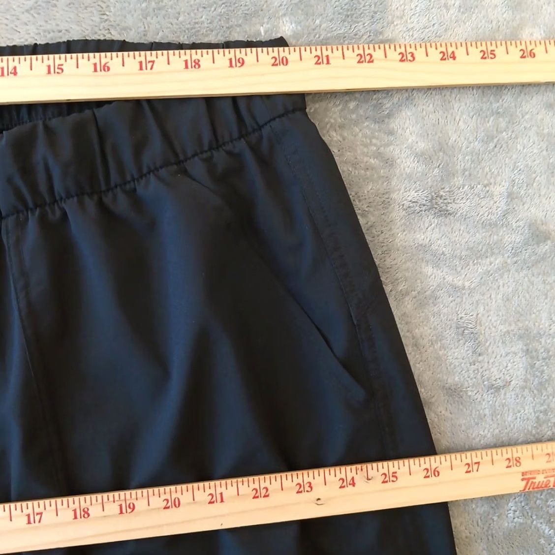 Old Navy Old Navy Pants Womens 2XL Black Cropped Stretchtech Elastic Drawstring Pockets Size 40" / US 18 - 3 Thumbnail