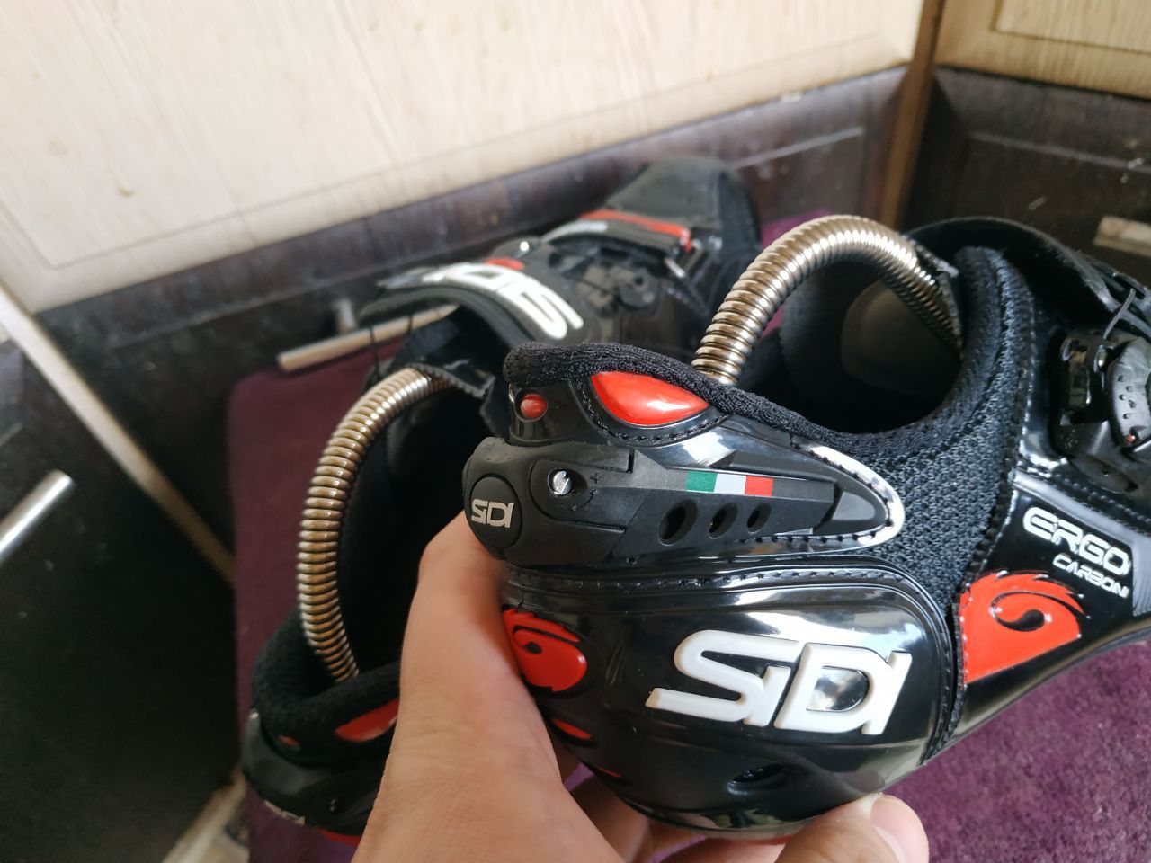 Sidi Sidi Ergo 5 Carbon Road Cycling Shoes Black - EU 44 / US 10 Size US 11 / EU 44 - 13 Thumbnail
