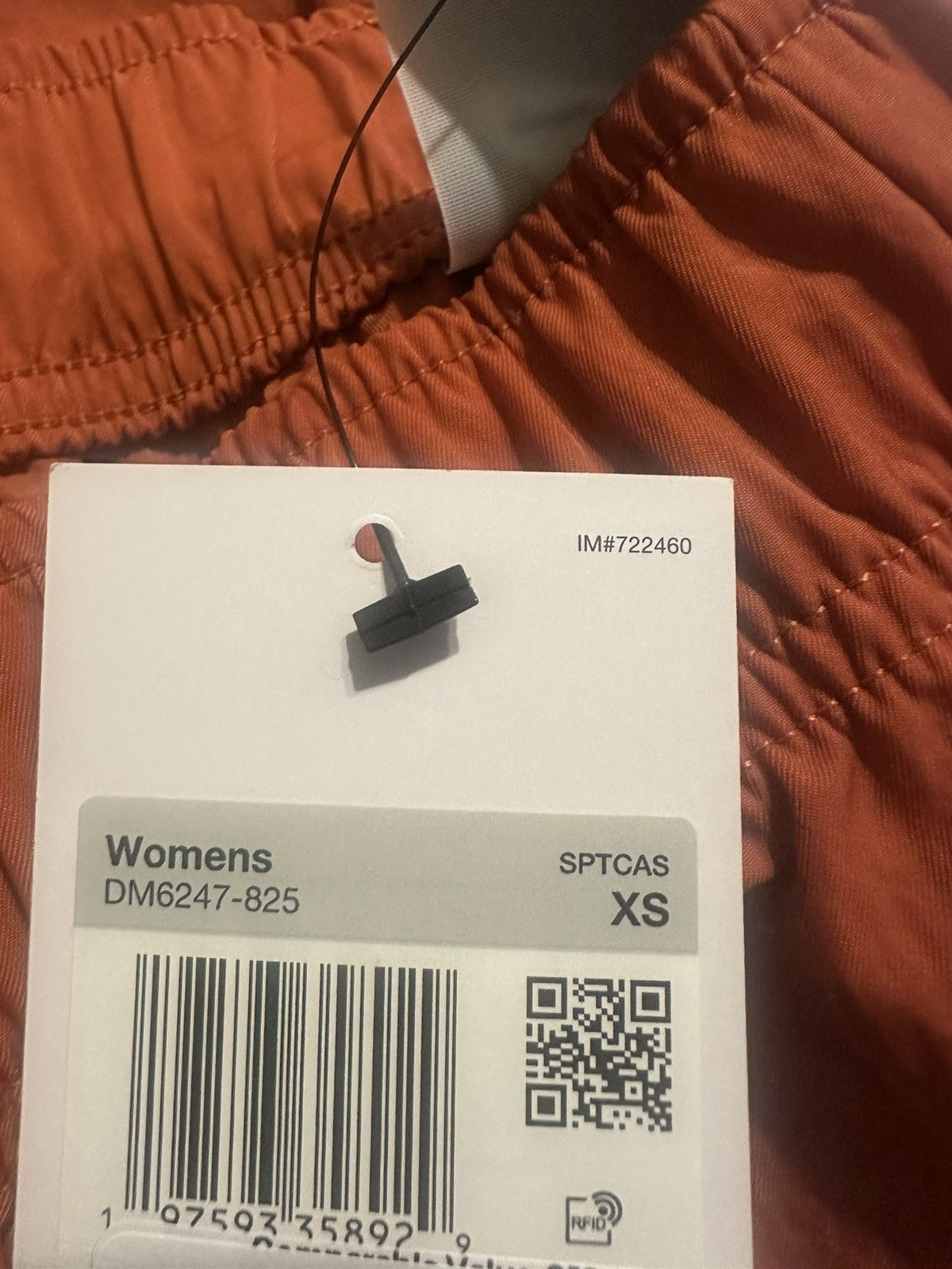 Nike Nike Sportswear Essential Woven High Rise shorts NWT size XS Size 26" / US 2 / IT 38 - 4 Thumbnail