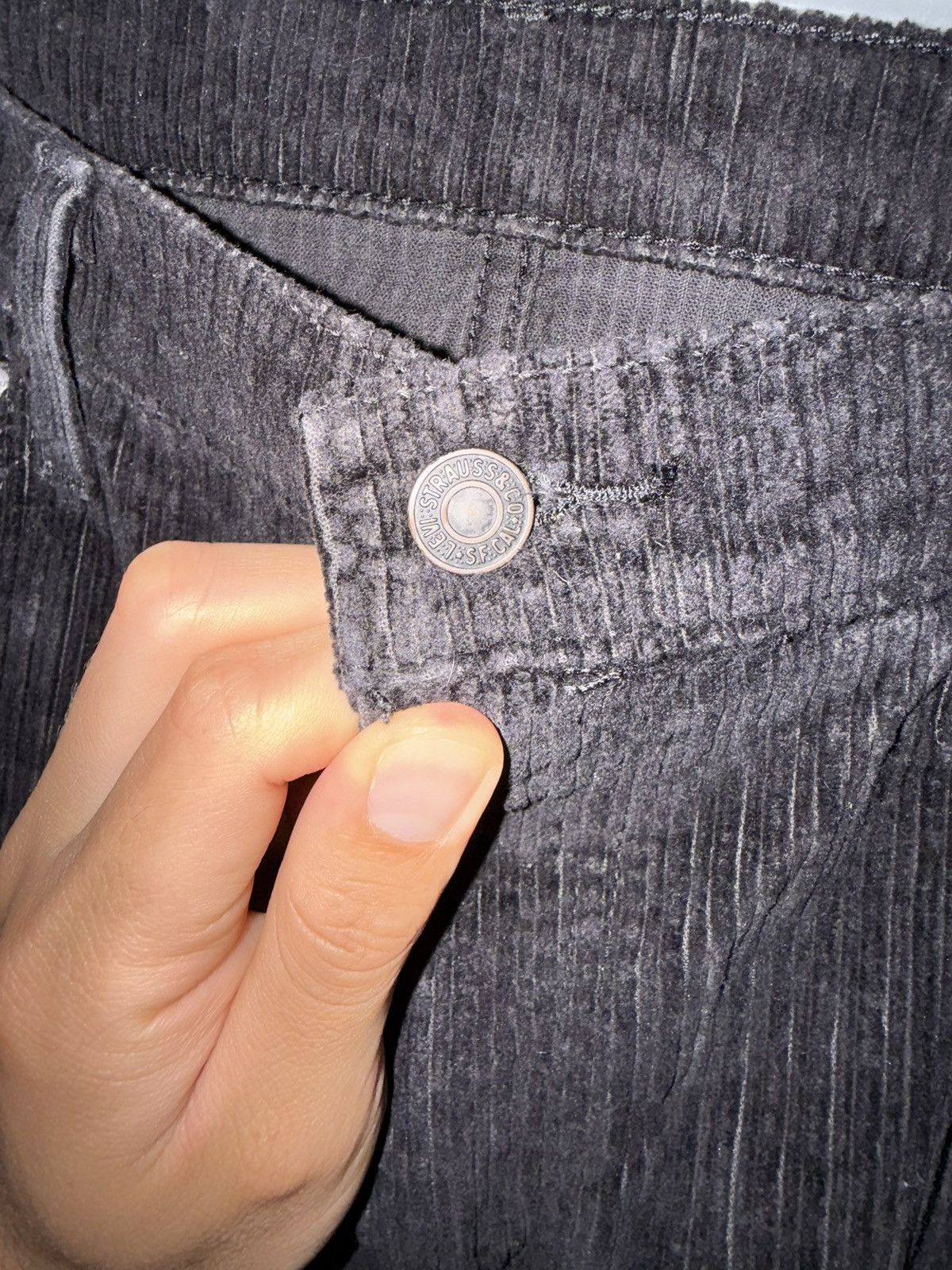Levi's Levi’s Black Corduroy Pants Size US 36 / EU 52 - 5 Thumbnail