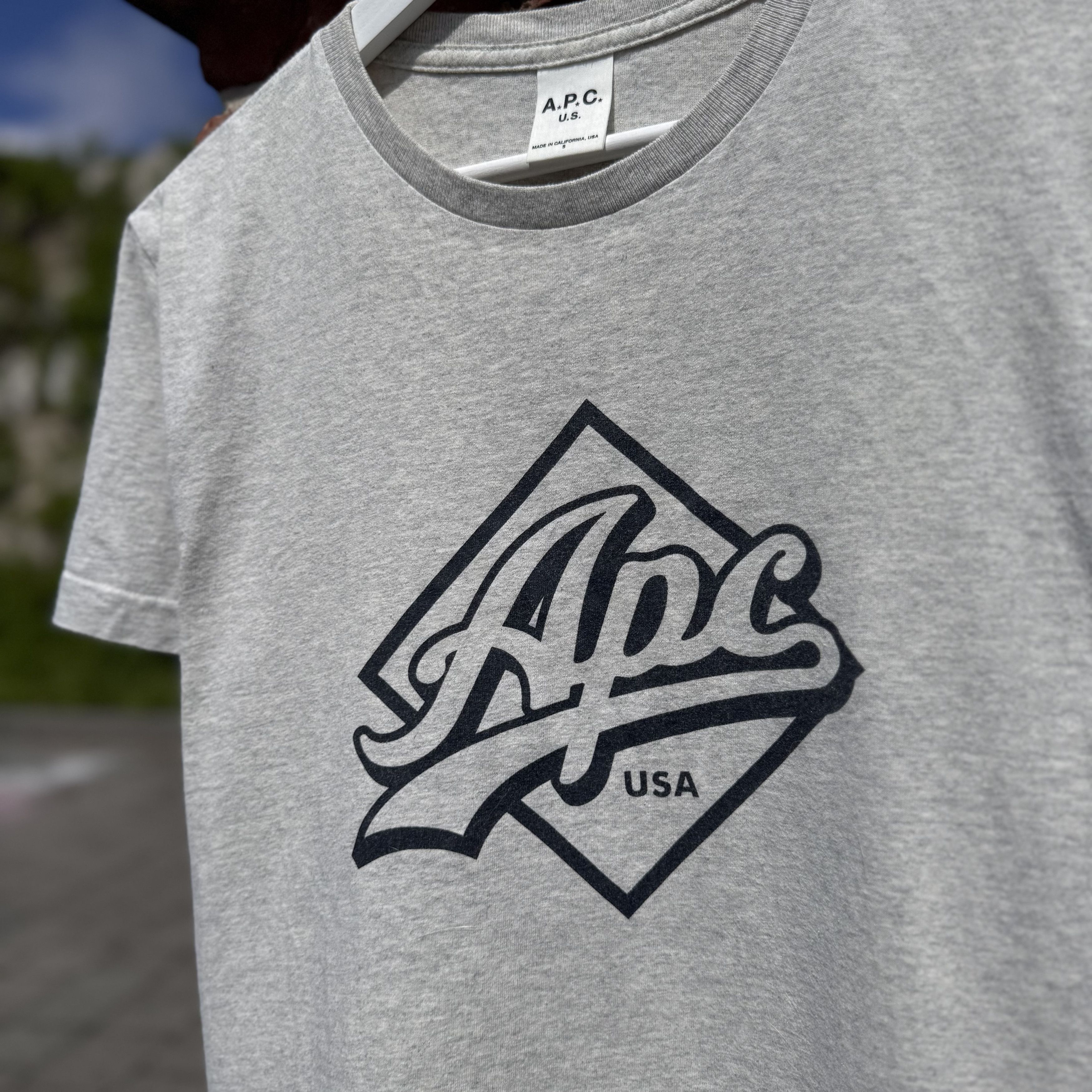A.P.C. A.P.C. USA T shirt size M Size US S / EU 44-46 / 1 - 3 Thumbnail