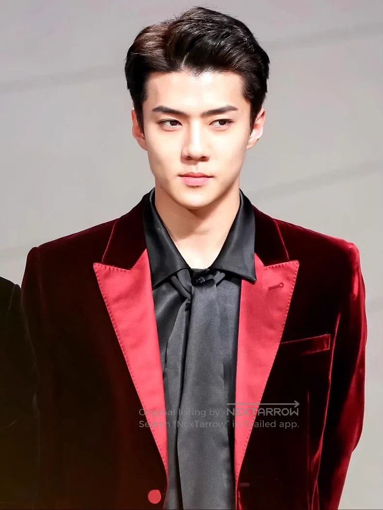 Saint Laurent Paris Saint Laurent Paris Red Velvet Suit Size US S / EU 44-46 / 1 - 8 Thumbnail