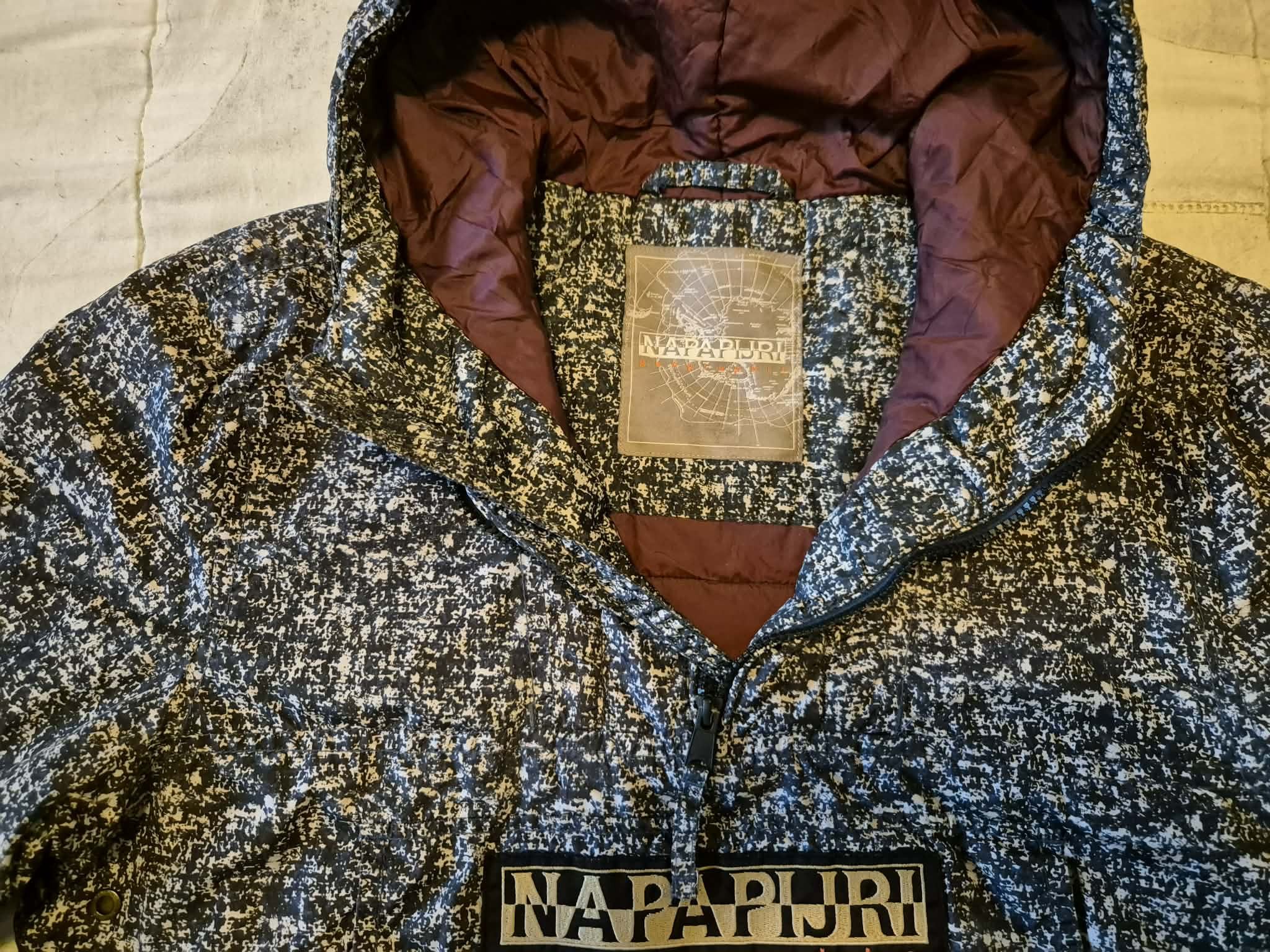 Napapijri Napapijri Casual Raincoat Ski Winter Jacket size L (fits M) Size US M / EU 48-50 / 2 - 3 Thumbnail