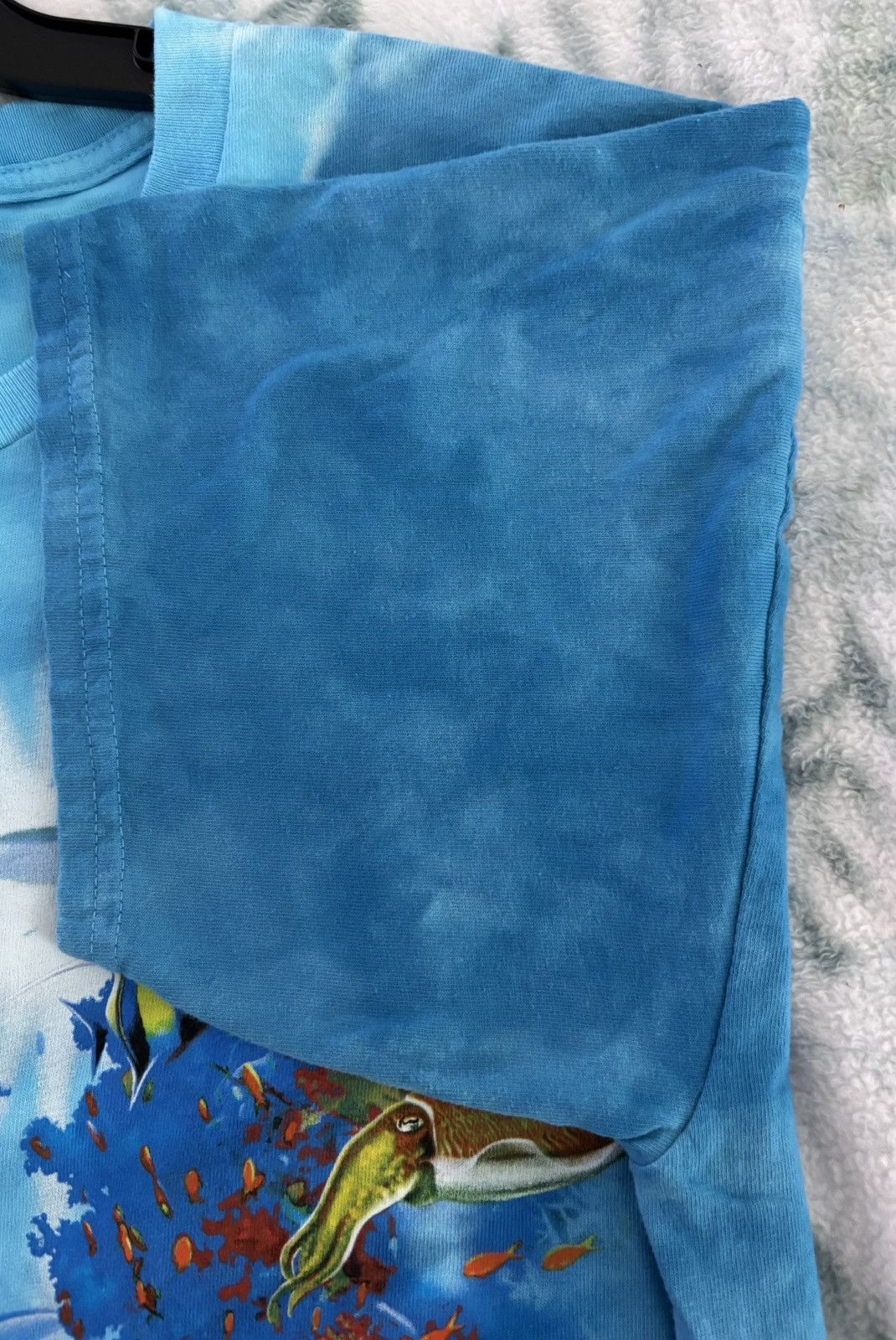 Liquid Blue 2008 Y2K Liquid Blue Ocean Reef Tie-Dye T-Shirt Size L Size US L / EU 52-54 / 3 - 6 Thumbnail