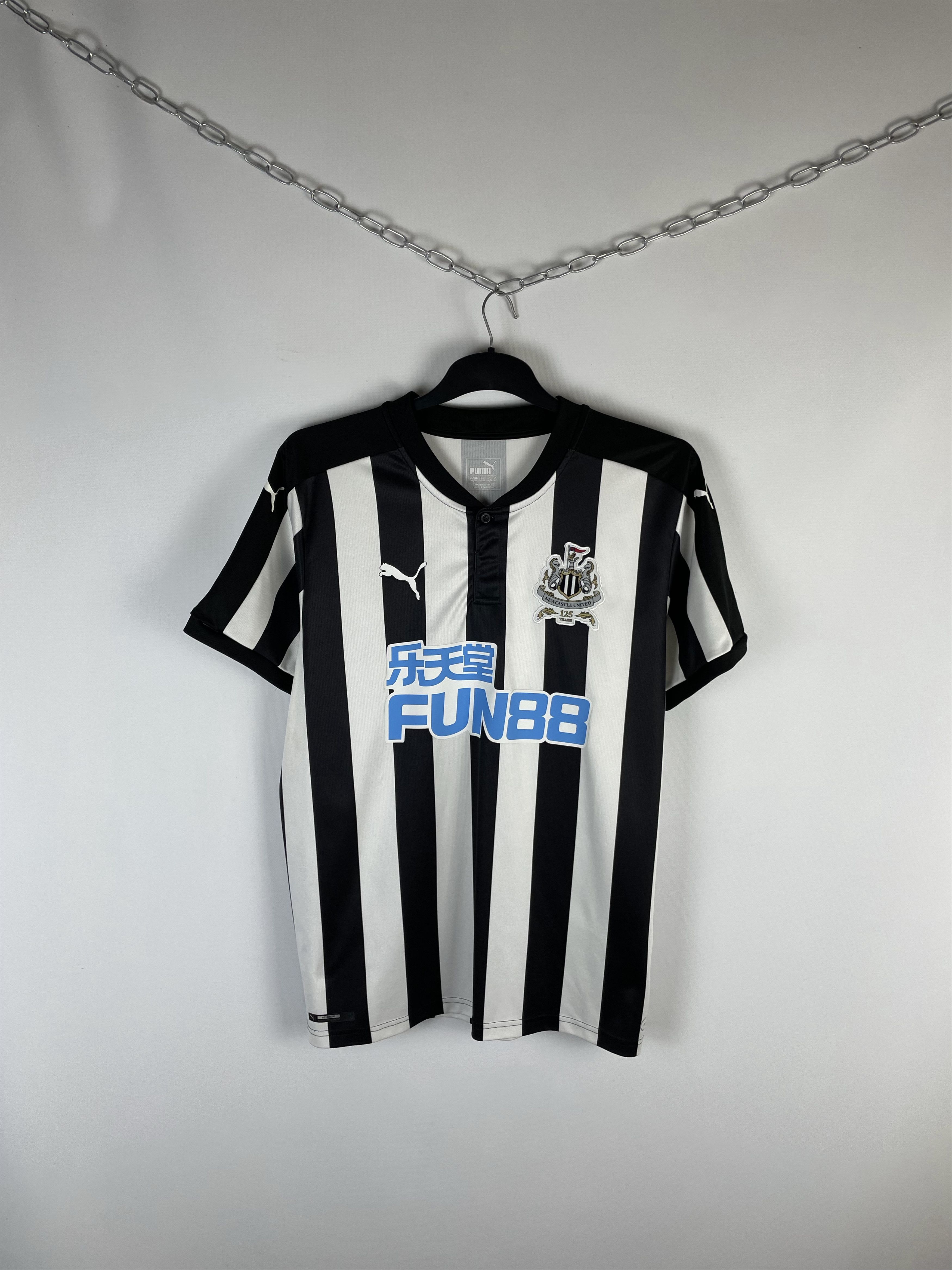 Puma Mens Vintage Puma New Castle T-shirt soccer jersey Size US XL / EU 56 / 4 - 1 Thumbnail