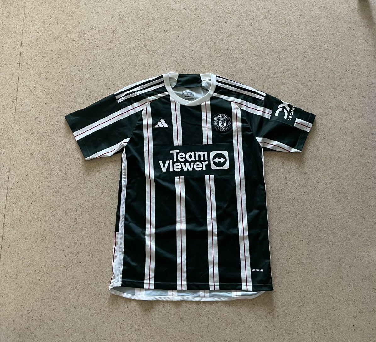 Adidas Adidas Manchester United TeamViewer Size US XL / EU 56 / 4 - 1 Thumbnail
