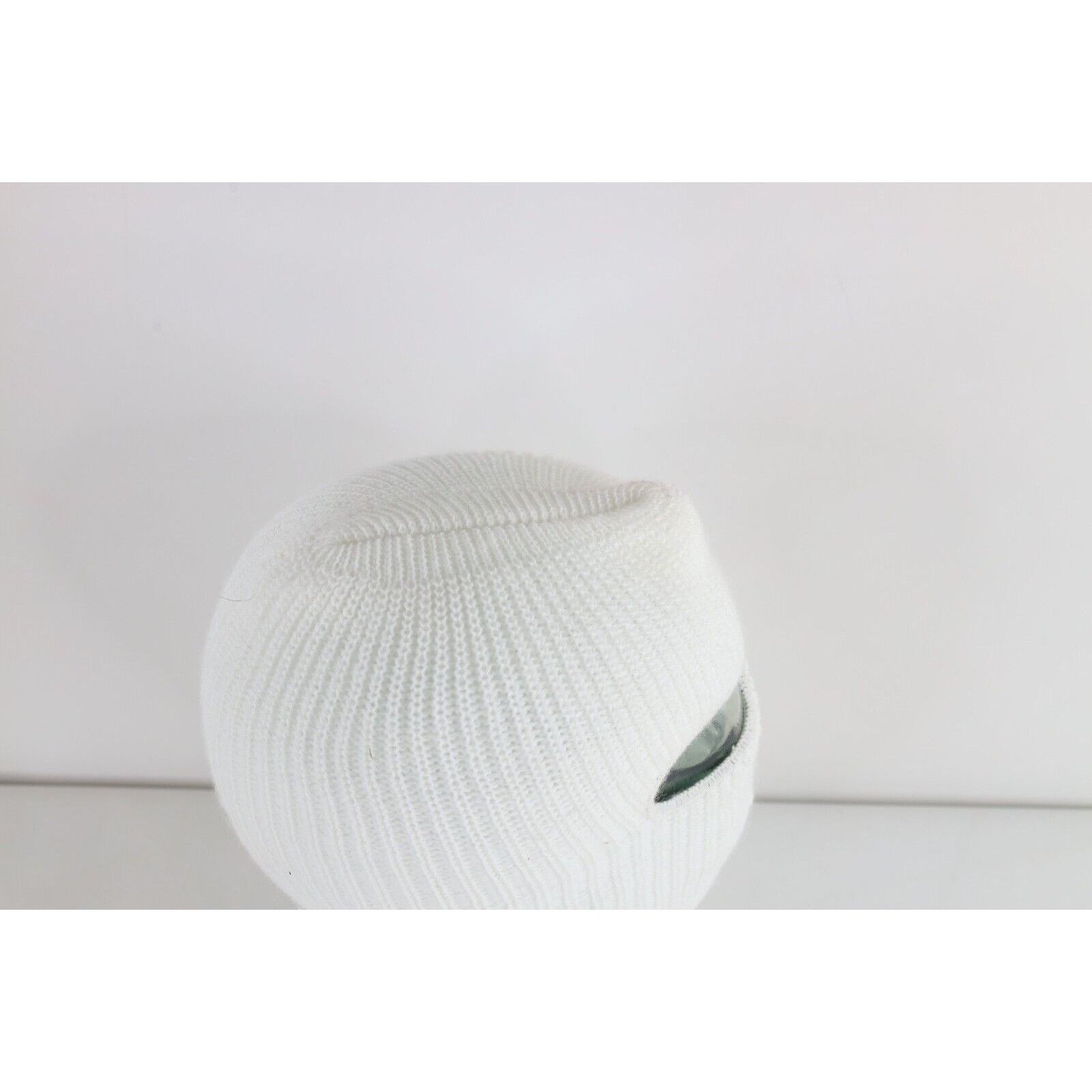 Vintage Vintage 90s Streetwear Chunky Ribbed Knit 3 Hole Beanie Size ONE SIZE - 5 Thumbnail
