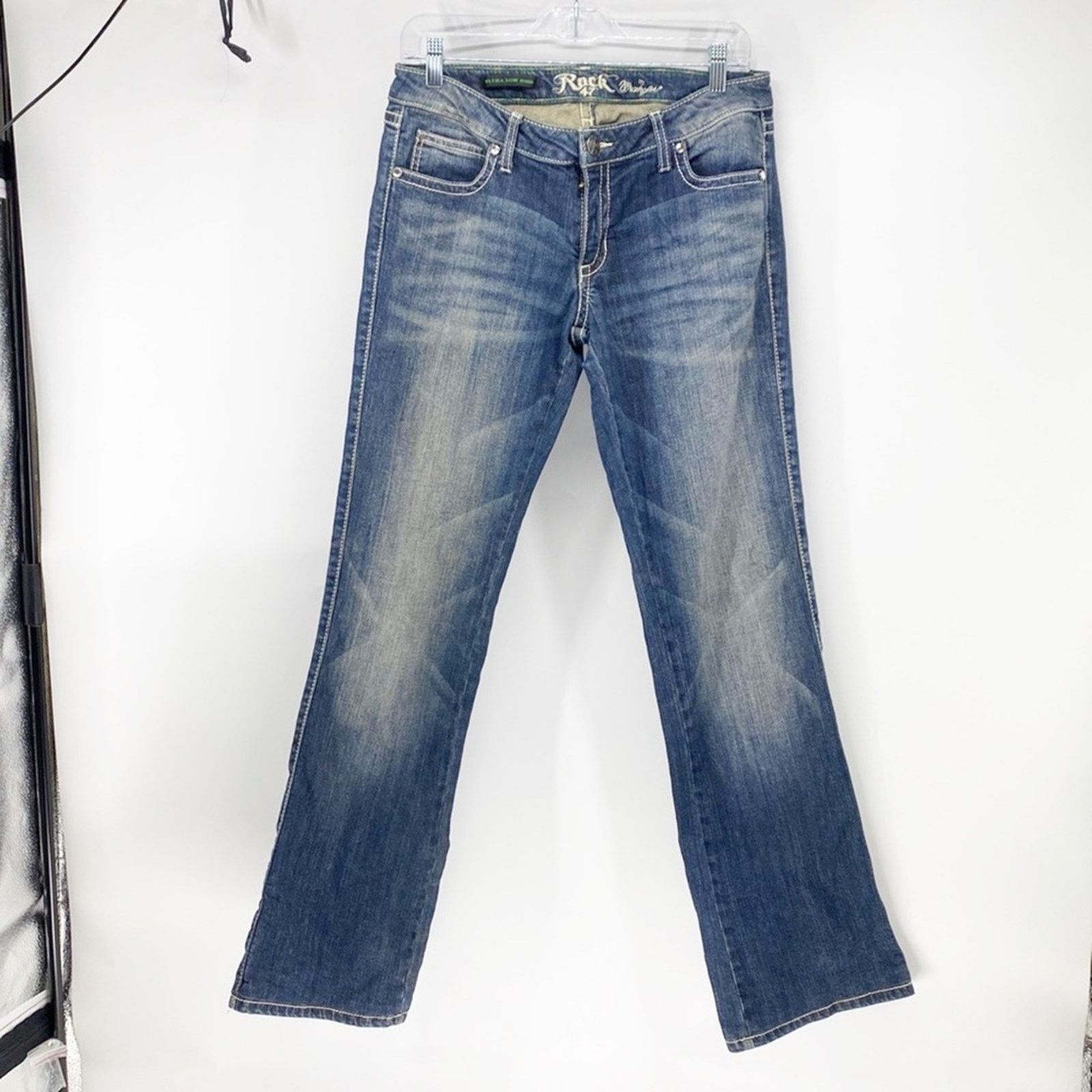 Wrangler Wrangler Rock 47 wing embroidered sparkle Low rise bootcut Size 27" / US 4 / IT 40 - 2 Thumbnail