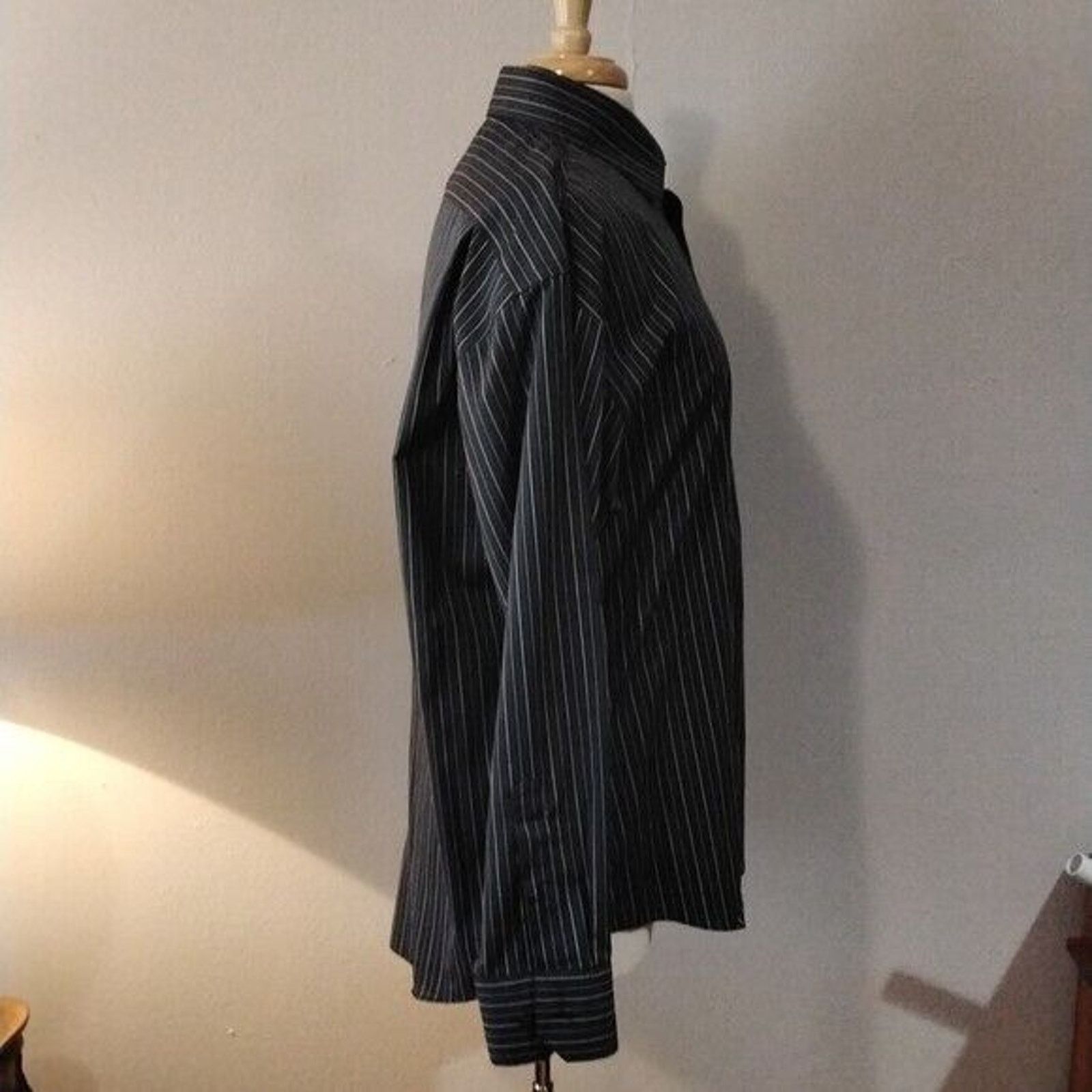 Pronto Uomo Pronto Uomo Mens Non Iron L/S Button Front Dress Shirt Sz L Size US L / EU 52-54 / 3 - 4 Thumbnail