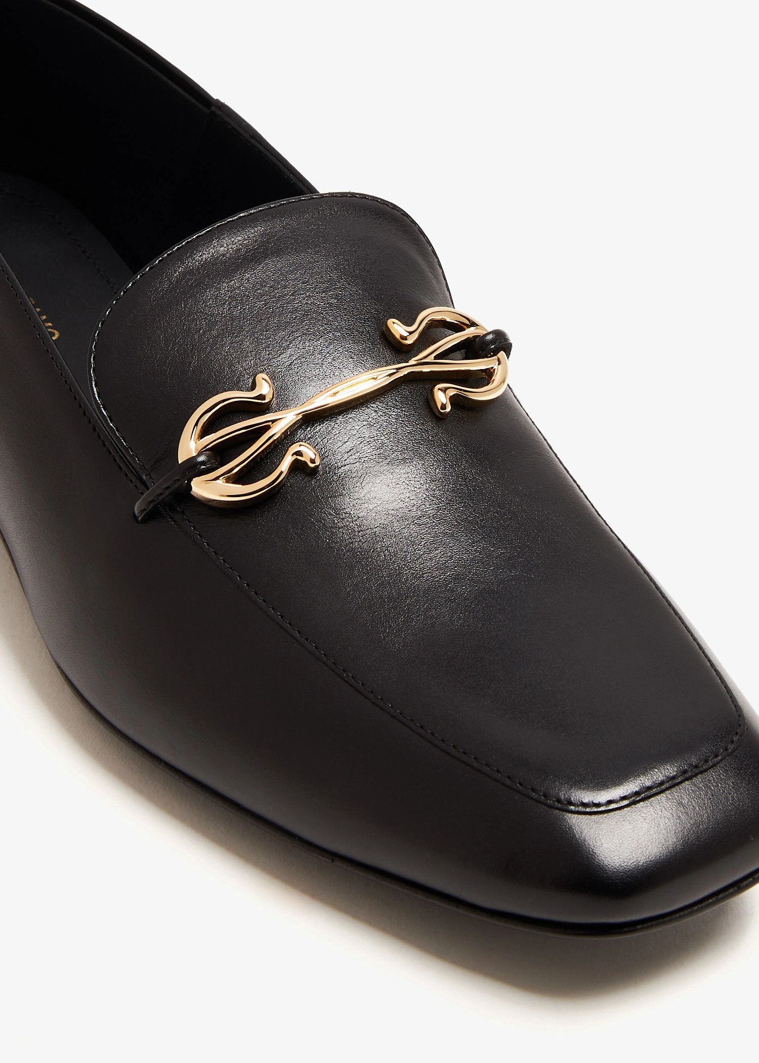 Salvatore Ferragamo o1s1rm0126 Gancini Ornament Loafers in Black Size US 10 / IT 40 - 3 Thumbnail