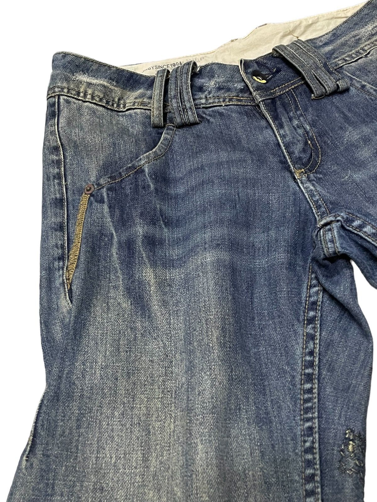 FUSAI × GOSTAR DE FUGA × Japanese Brand JNBY Asymmetrical Curved Seam Embroidered Jeans Size US 29 - 15 Thumbnail