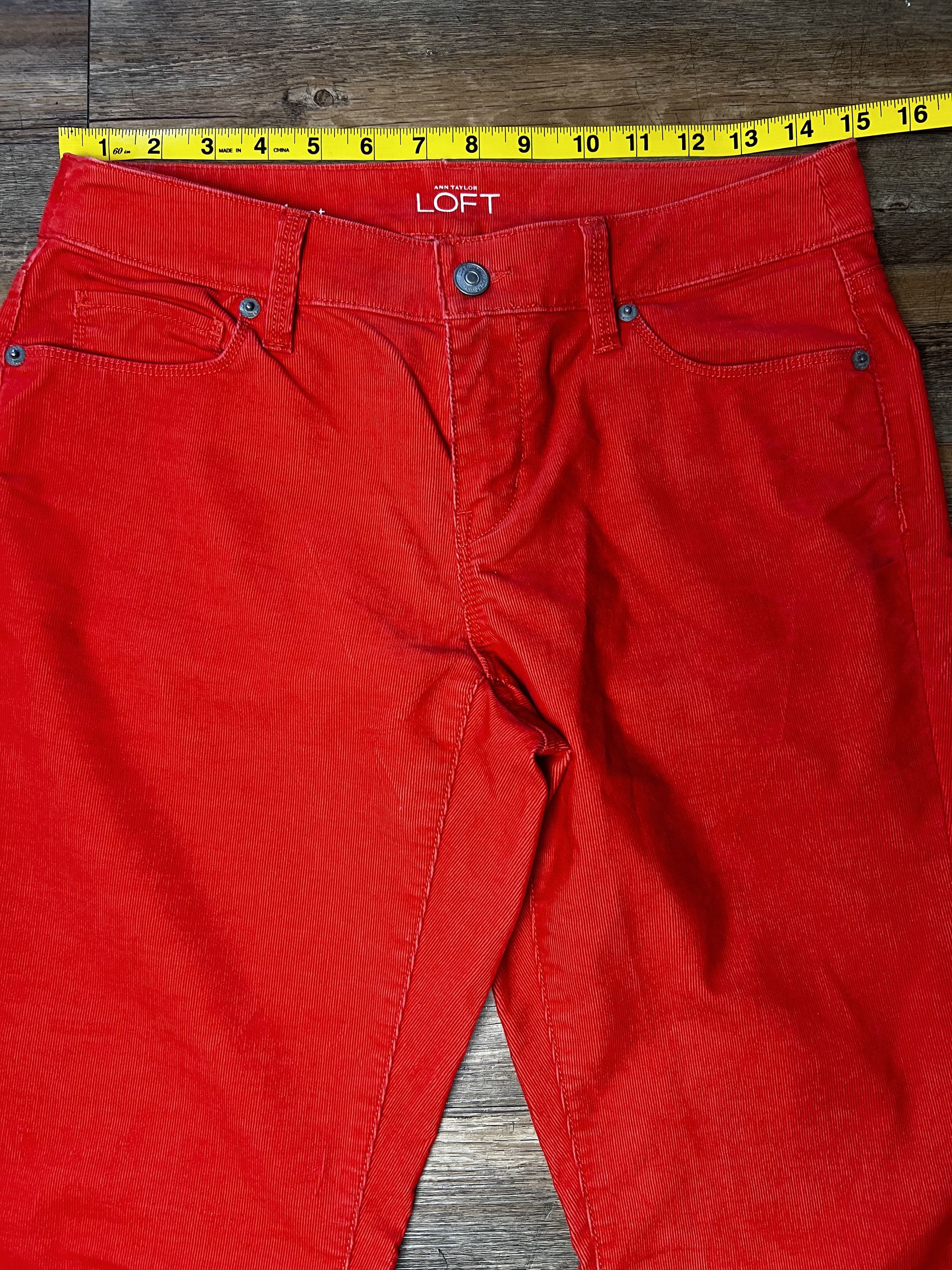 Ann Taylor Ann Taylor Loft Red Corduroy Curvy Boot Cut Jeans Size 27" / US 4 / IT 40 - 5 Thumbnail