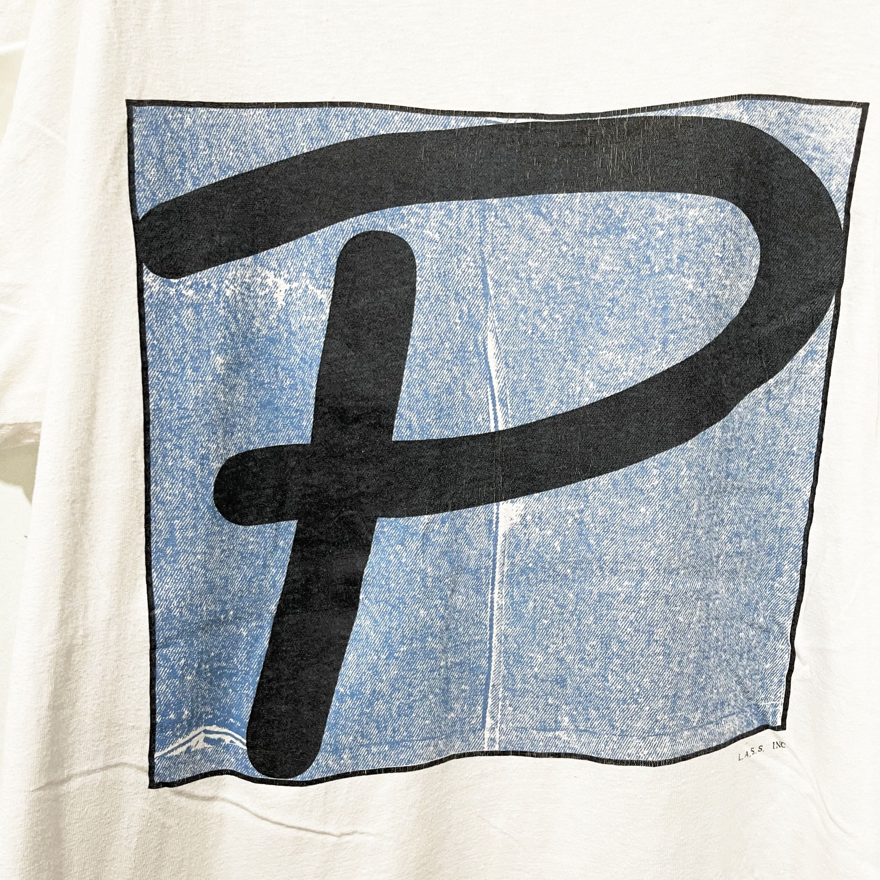 Vintage Vintage 90s Letter P T-Shirt Size US XL / EU 56 / 4 - 2 Thumbnail