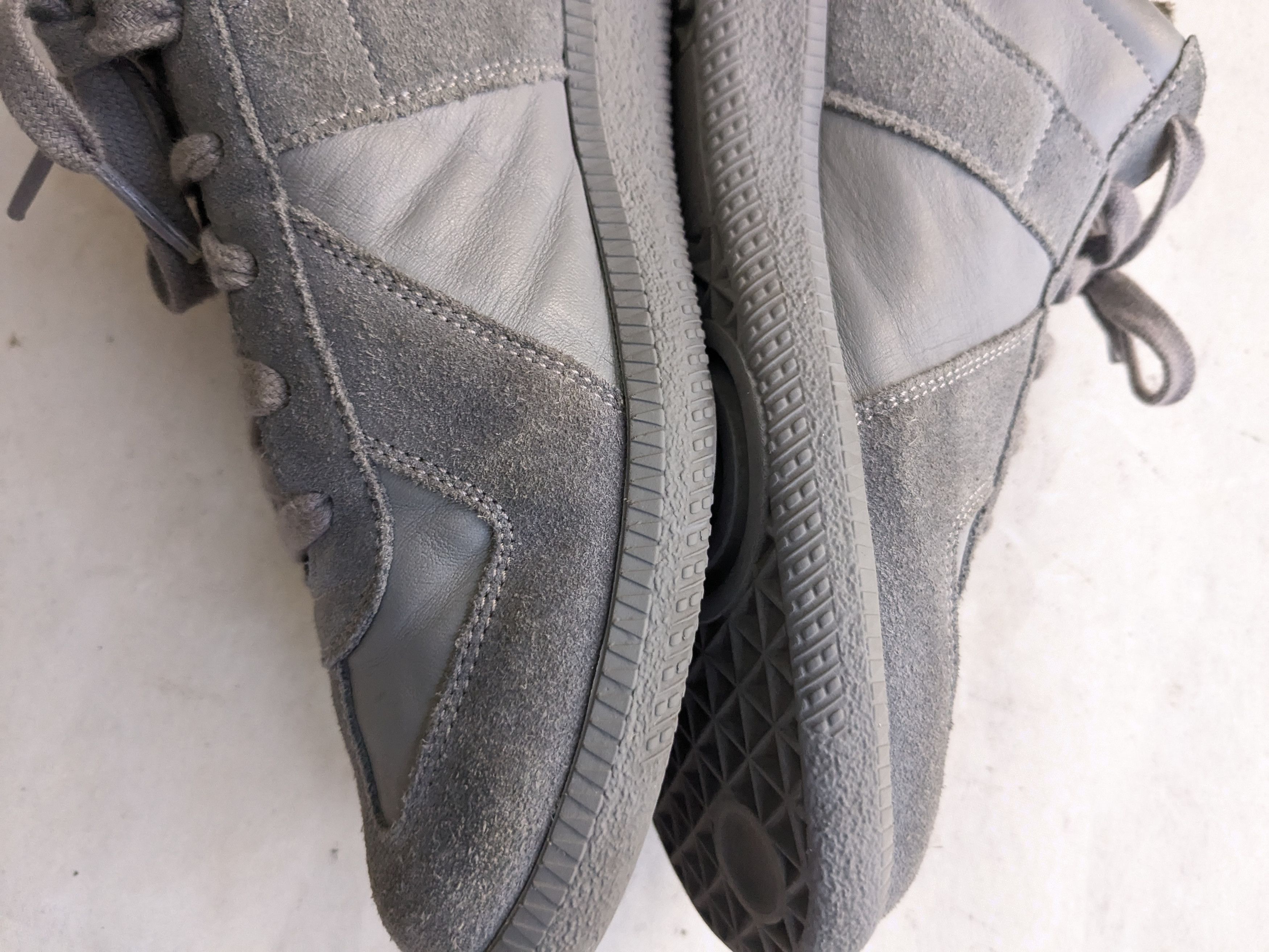 Maison Margiela Maison Margiela Gat Sneaker Low Gray 40 7 Suede Size US 7 / EU 40 - 12 Thumbnail