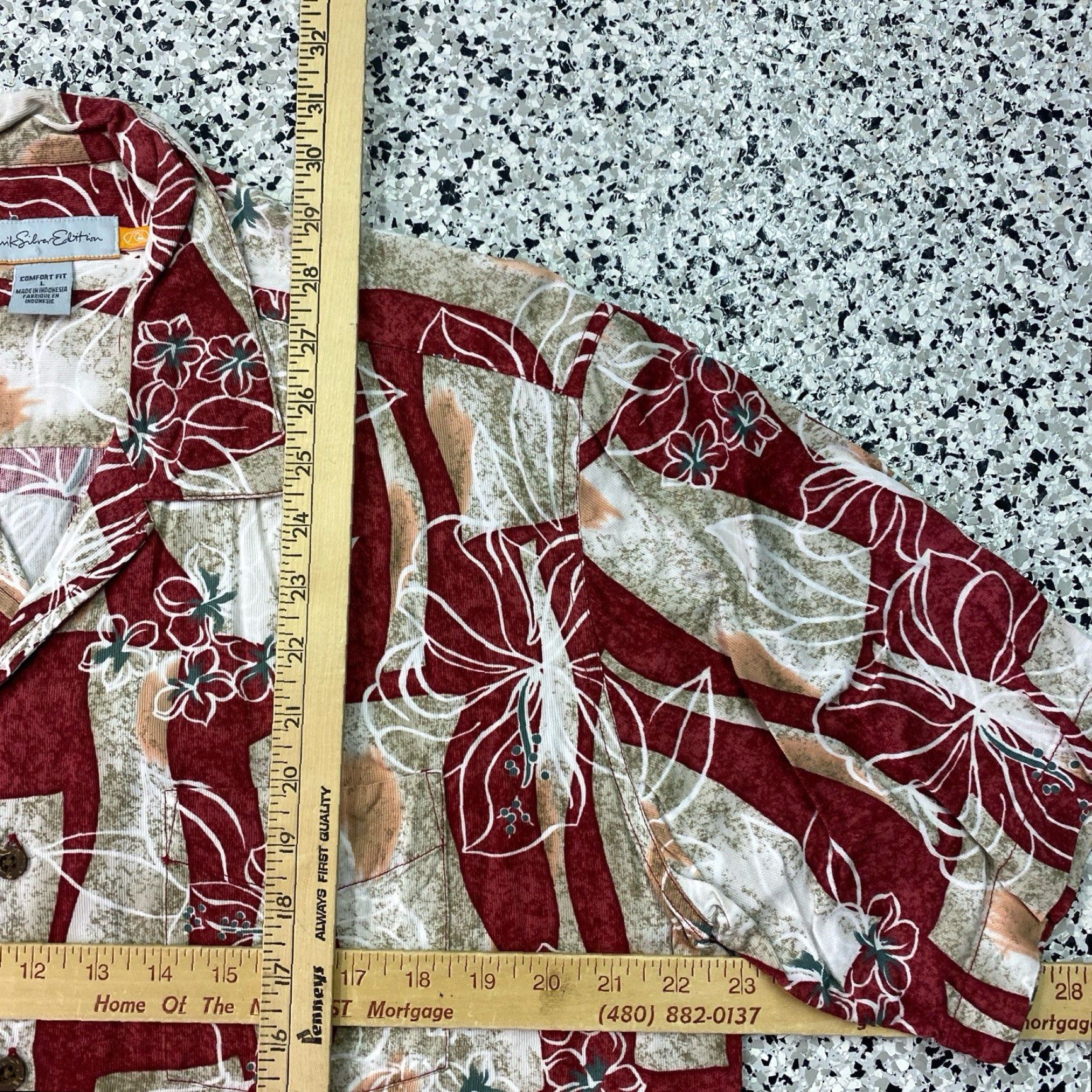 Quiksilver VINTAGE Quiksilver Button-Down Shirt Men L Red Floral Hawaiian Short Sleeve Casual Cotton Size US L / EU 52-54 / 3 - 3 Thumbnail