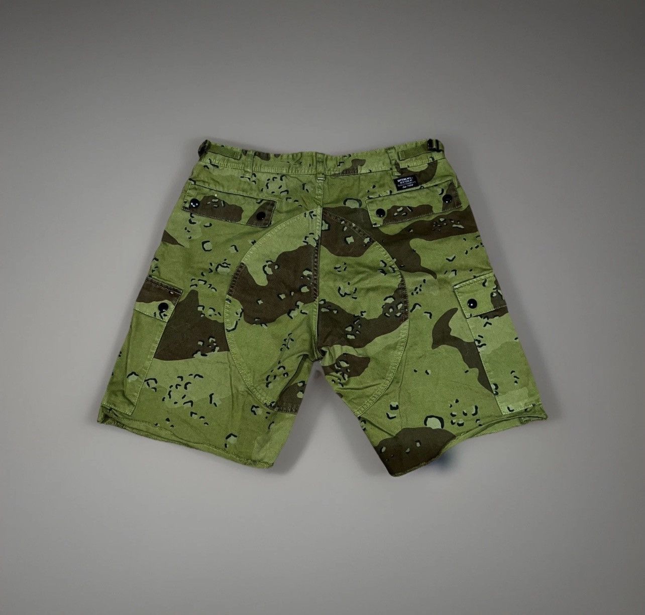 Supreme Supreme Mens Overdyed Camo Cargo Shorts Cotton Skater Grunge Size US 30 / EU 46 - 2 Thumbnail