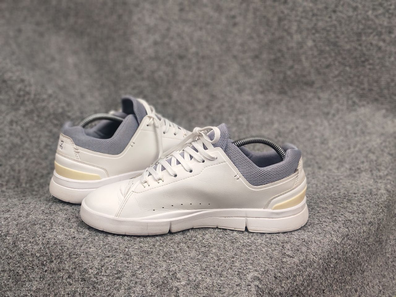 On On The Roger on cloud swiss Advantage Lilac Sneakers Shoes Size US 9.5 / IT 39.5 - 12 Thumbnail