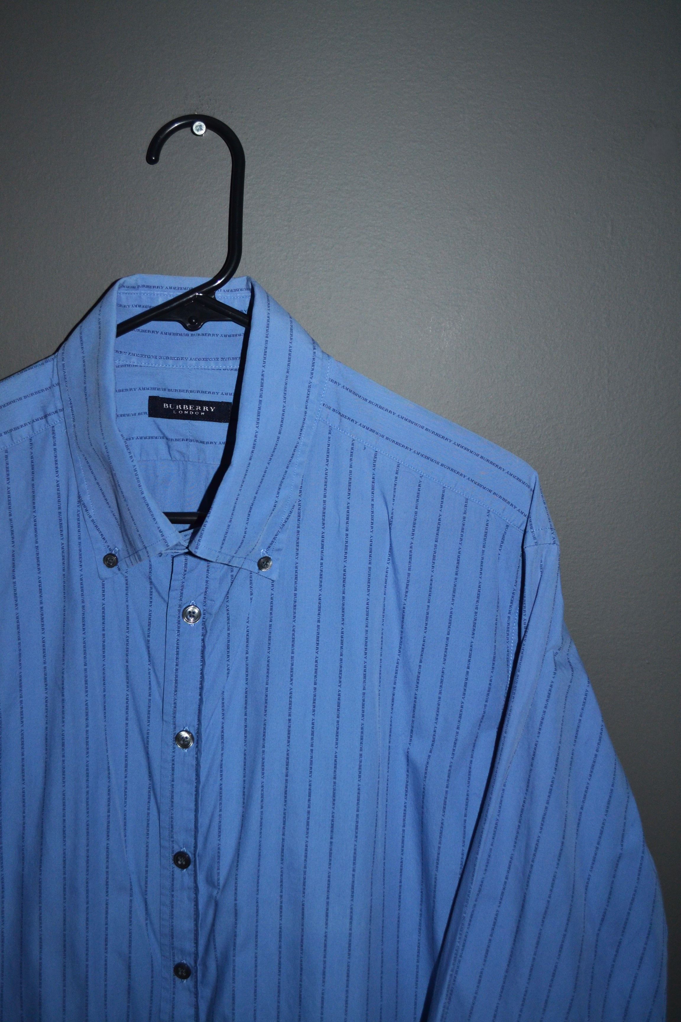 Burberry Burberry Vintage UK Spellout Monogram Blue Shirt 17 43 L-XL Size US L / EU 52-54 / 3 - 1 Thumbnail