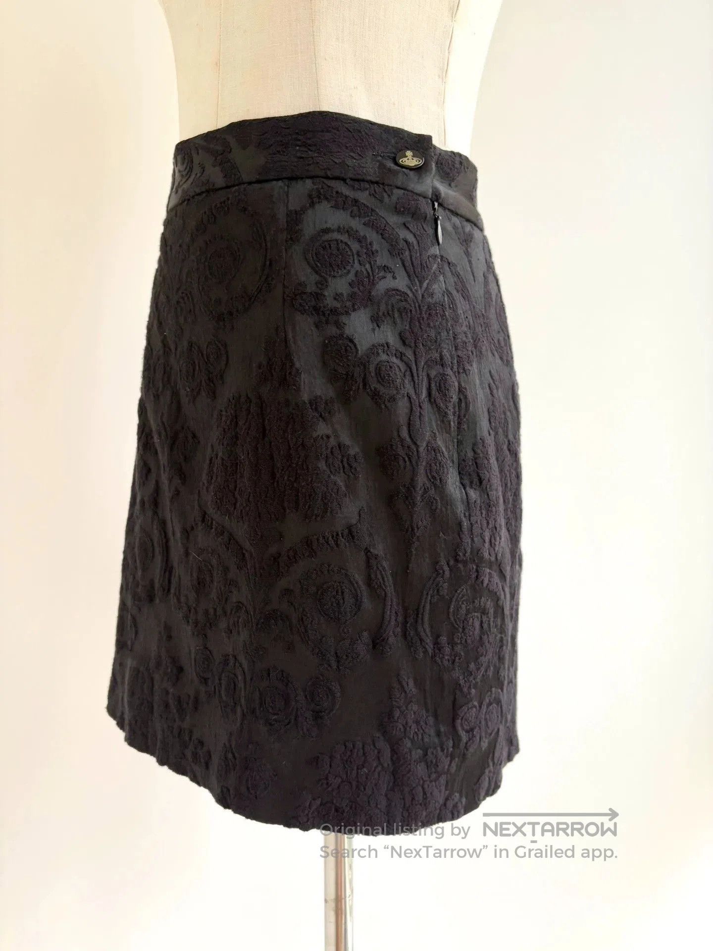 Vivienne Westwood Vivienne Westwood Black Silk Embroidered Skirt. Size US 40 / EU 56 - 5 Thumbnail