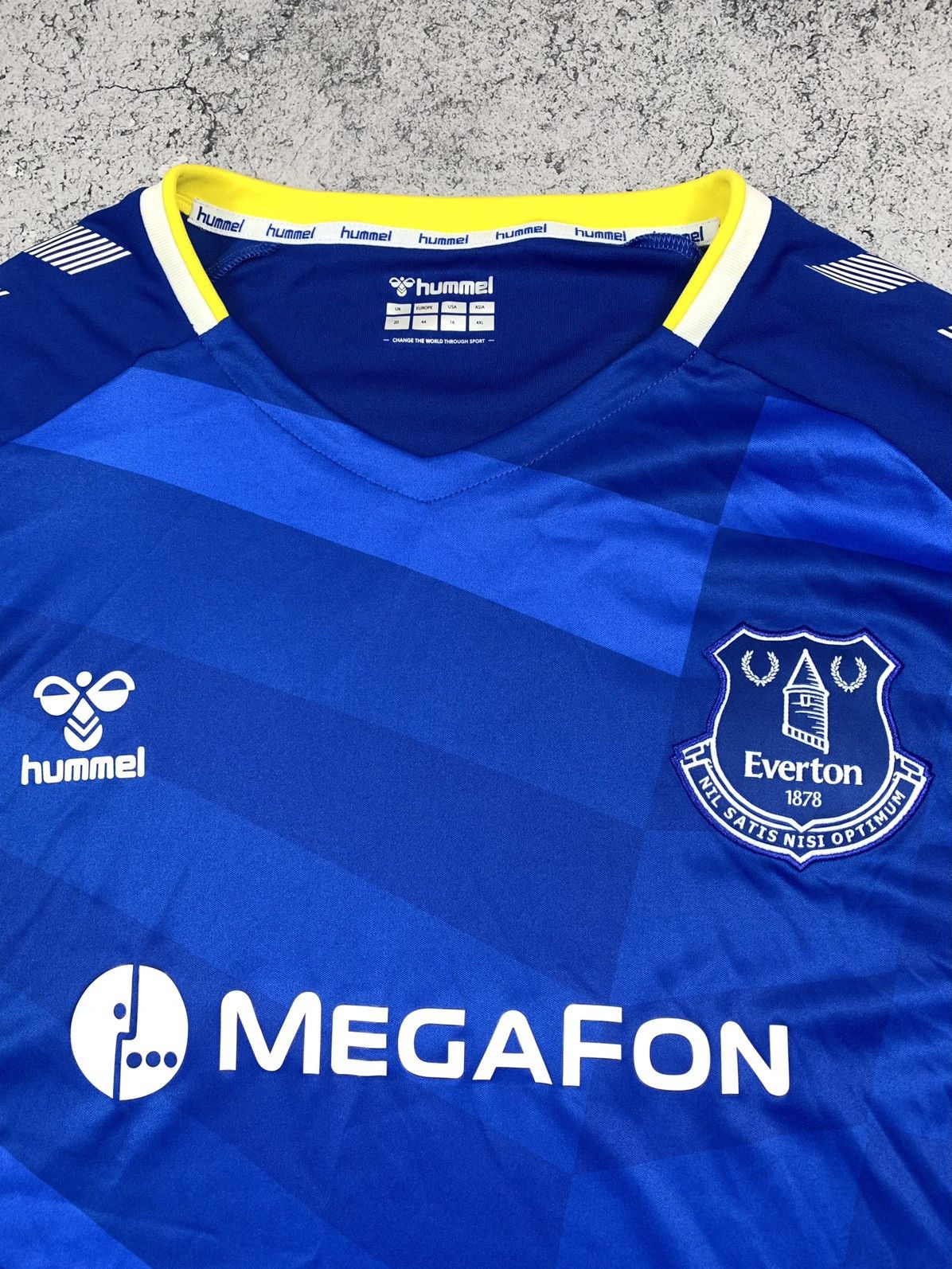 Hummel Hummel Everton FC 2021-2022 Women’s Home Shirt Size US16 Size XXL / US 16-18 / IT 52-54 - 3 Thumbnail