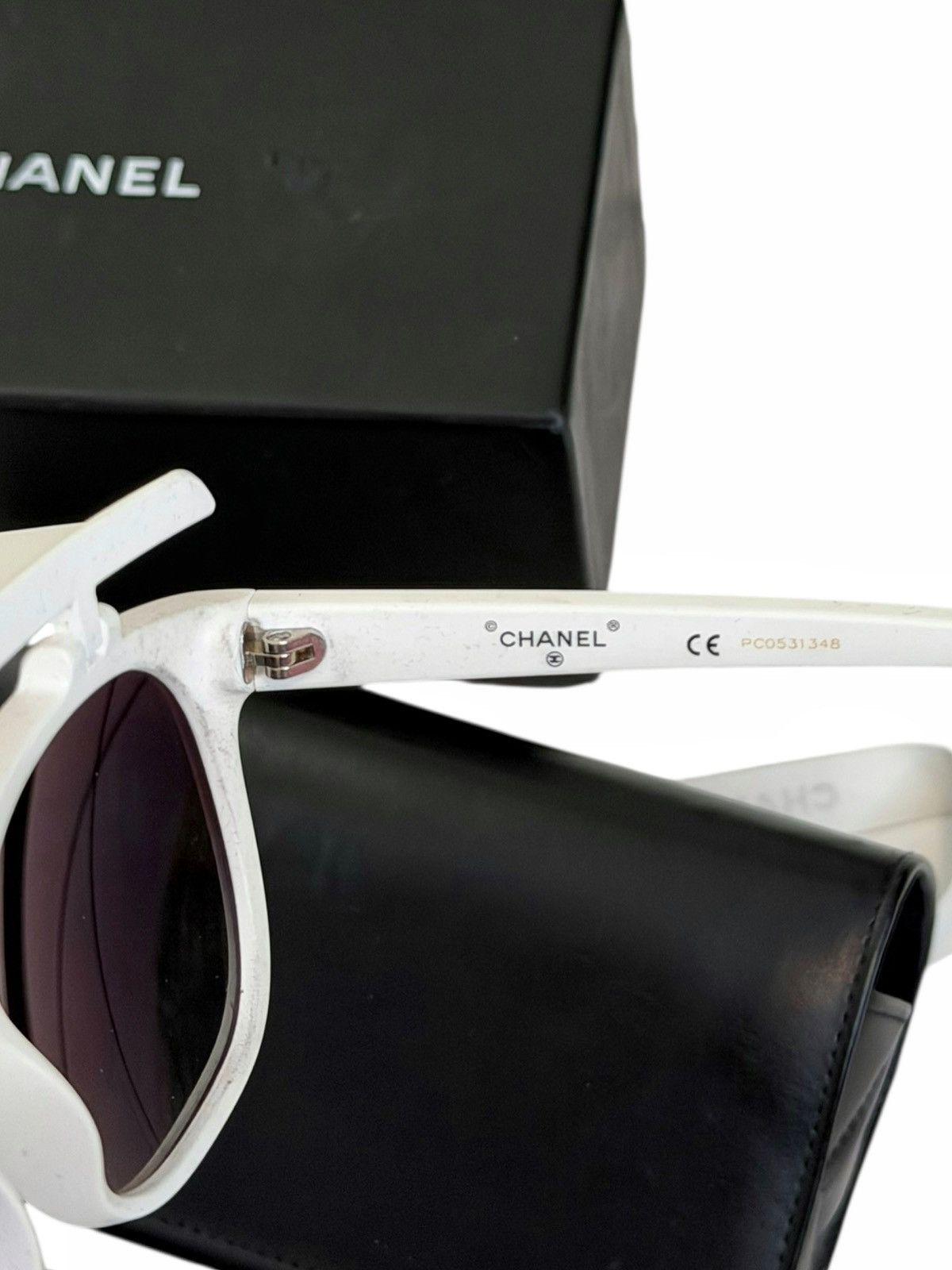 Chanel RARE Flip Visor White Sunglasses Size ONE SIZE - 10 Thumbnail