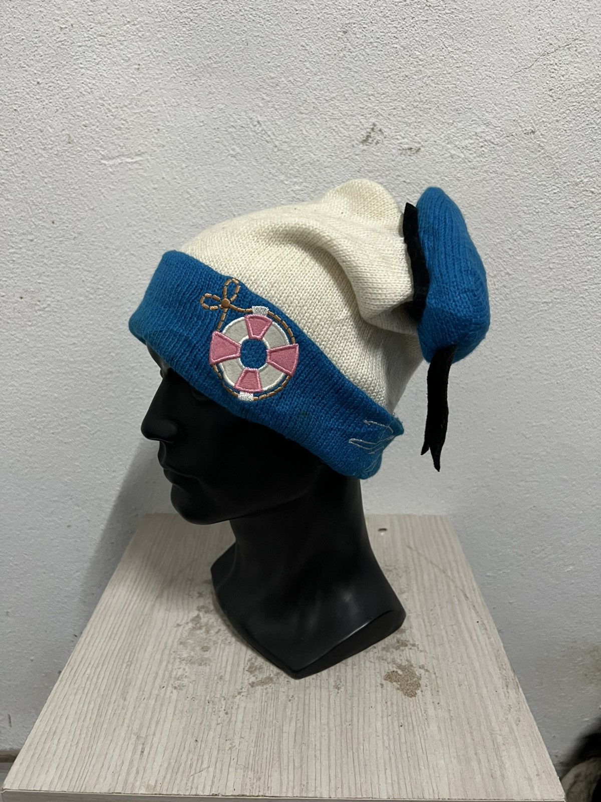 Disney Vintage donald Duck Disney Cartoon Beanie Hat Size ONE SIZE - 3 Thumbnail