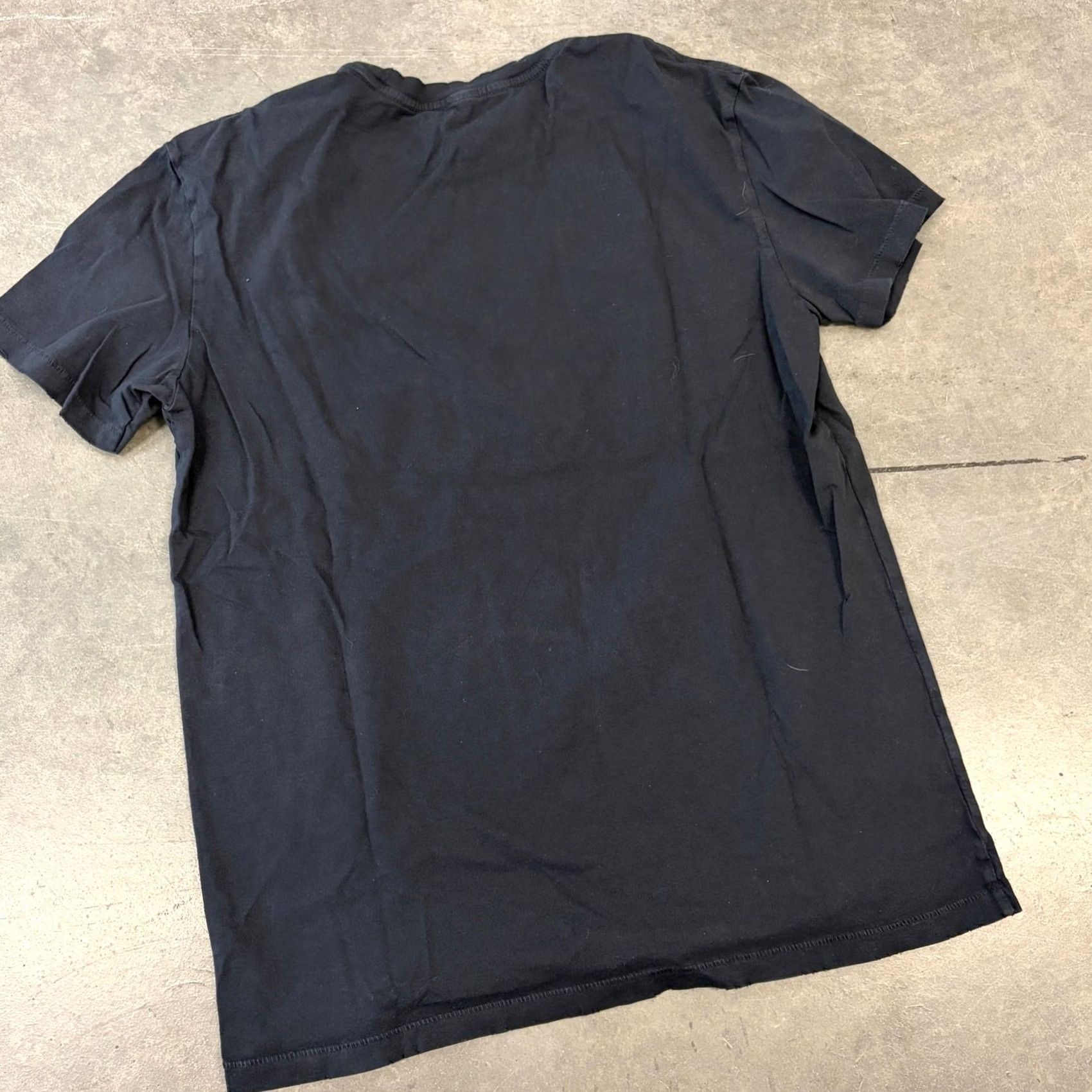 Vintage VINTAGE Yellowstone Dutton Ranch Black Graphic Tee Women Medium Y2k Mountians Nature Size M / US 6-8 / IT 42-44 - 2 Thumbnail