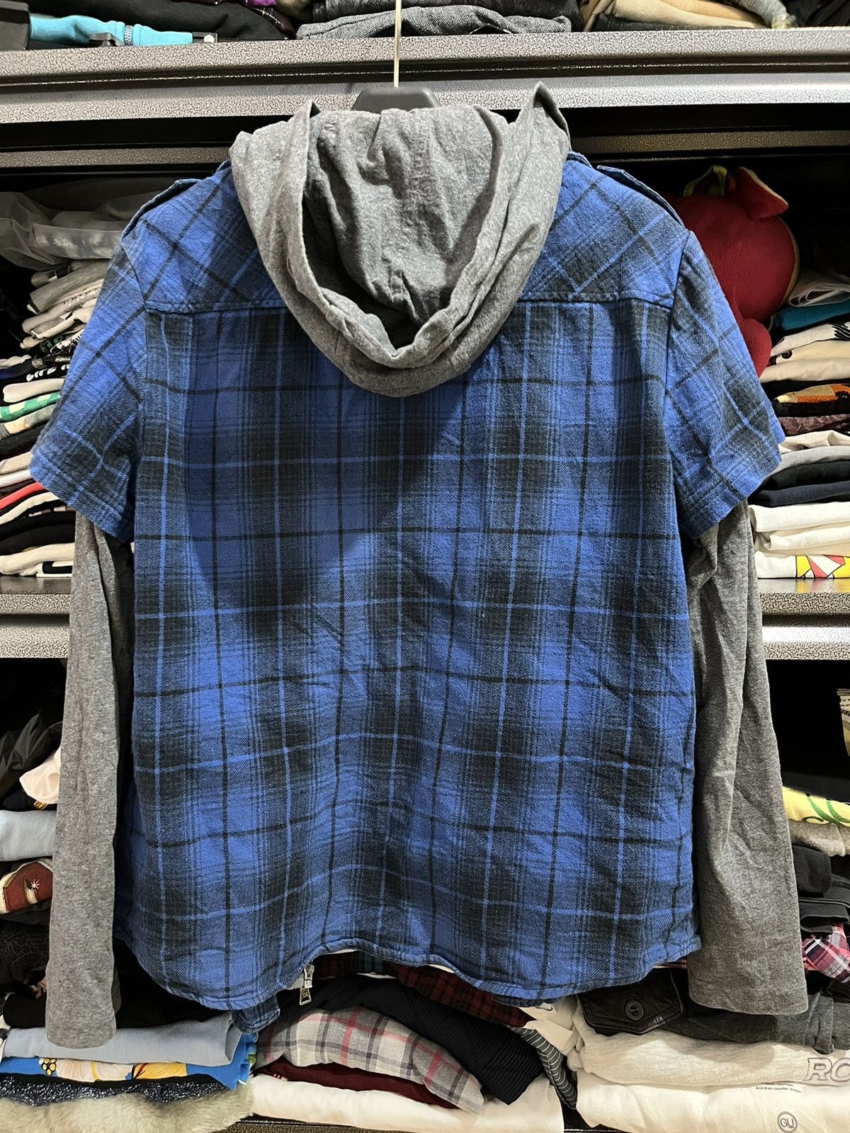 20471120 Ugiz double layer Size US M / EU 48-50 / 2 - 2 Thumbnail