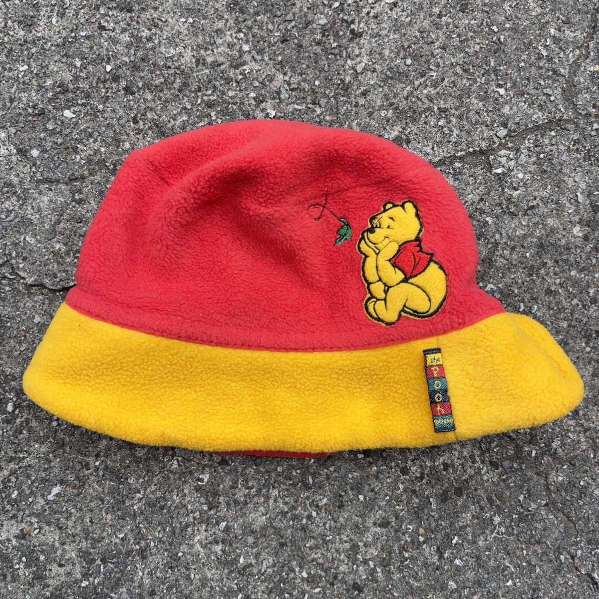 Disney × Vintage Vintage Winnie The Pooh Velour Bucket Hat Size ONE SIZE - 1 Thumbnail