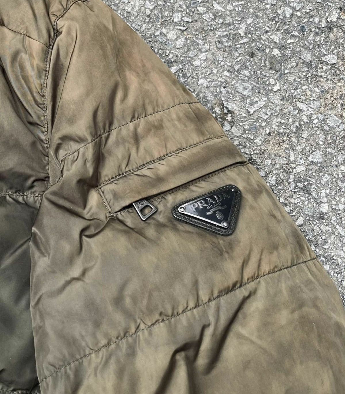 Prada 2011 PRADA down puffer jacket archive nylon boxy Size US M / EU 48-50 / 2 - 4 Thumbnail