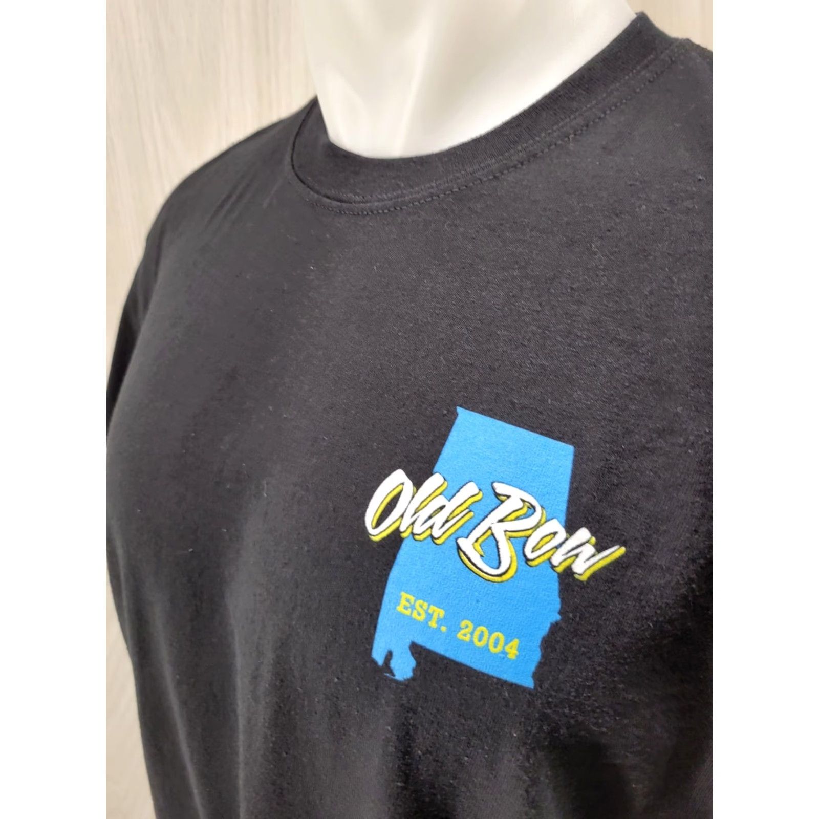 Gildan VINTAGE 2022 Old Bow State Championship Shirt Mens Size Large Bow Black T-Shirt Mens L Shirt Size US L / EU 52-54 / 3 - 4 Thumbnail