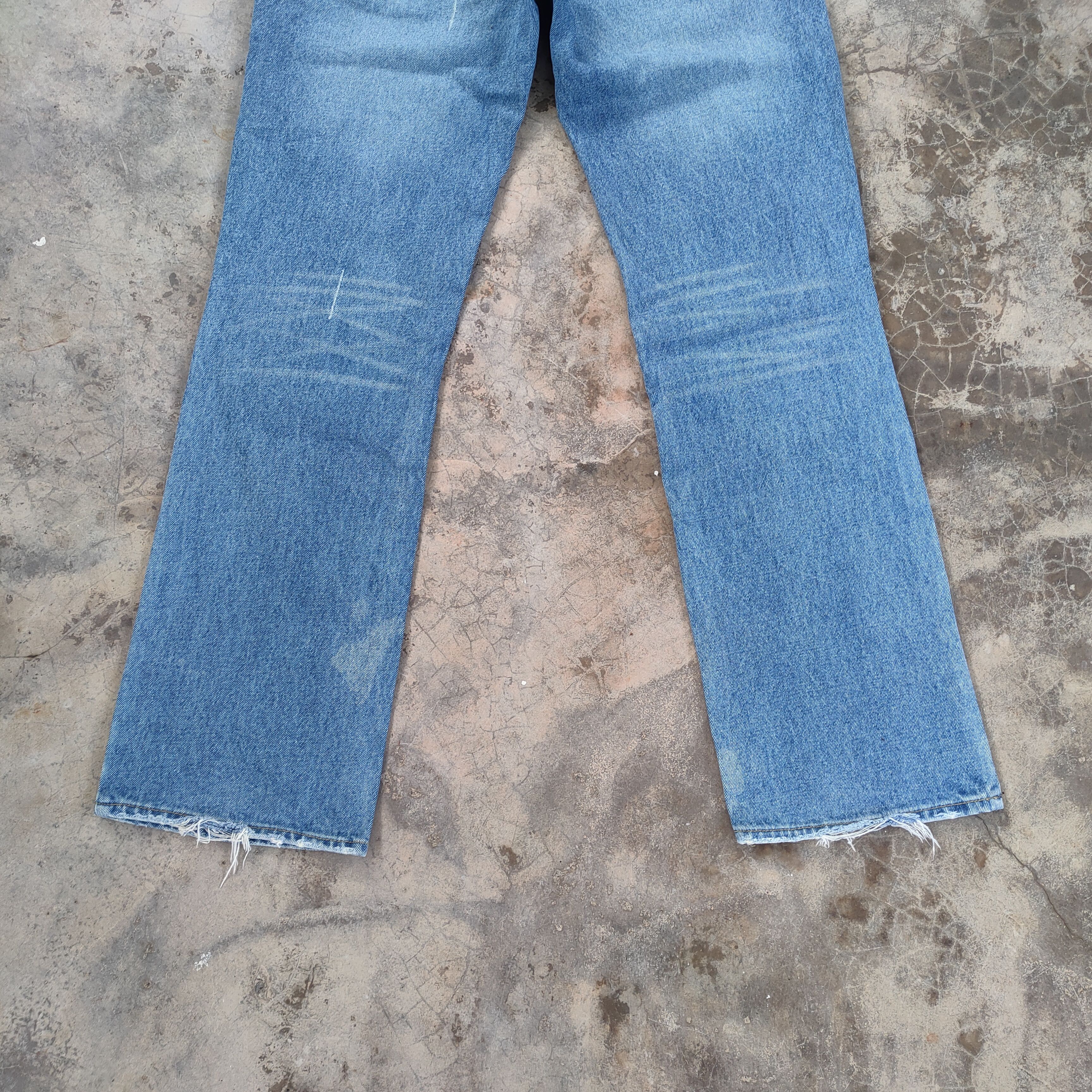 Body Glove W33 VINTAGE BODY GLOVE RIPPEP DENIM JEAN PANTS Size US 33 - 13 Thumbnail