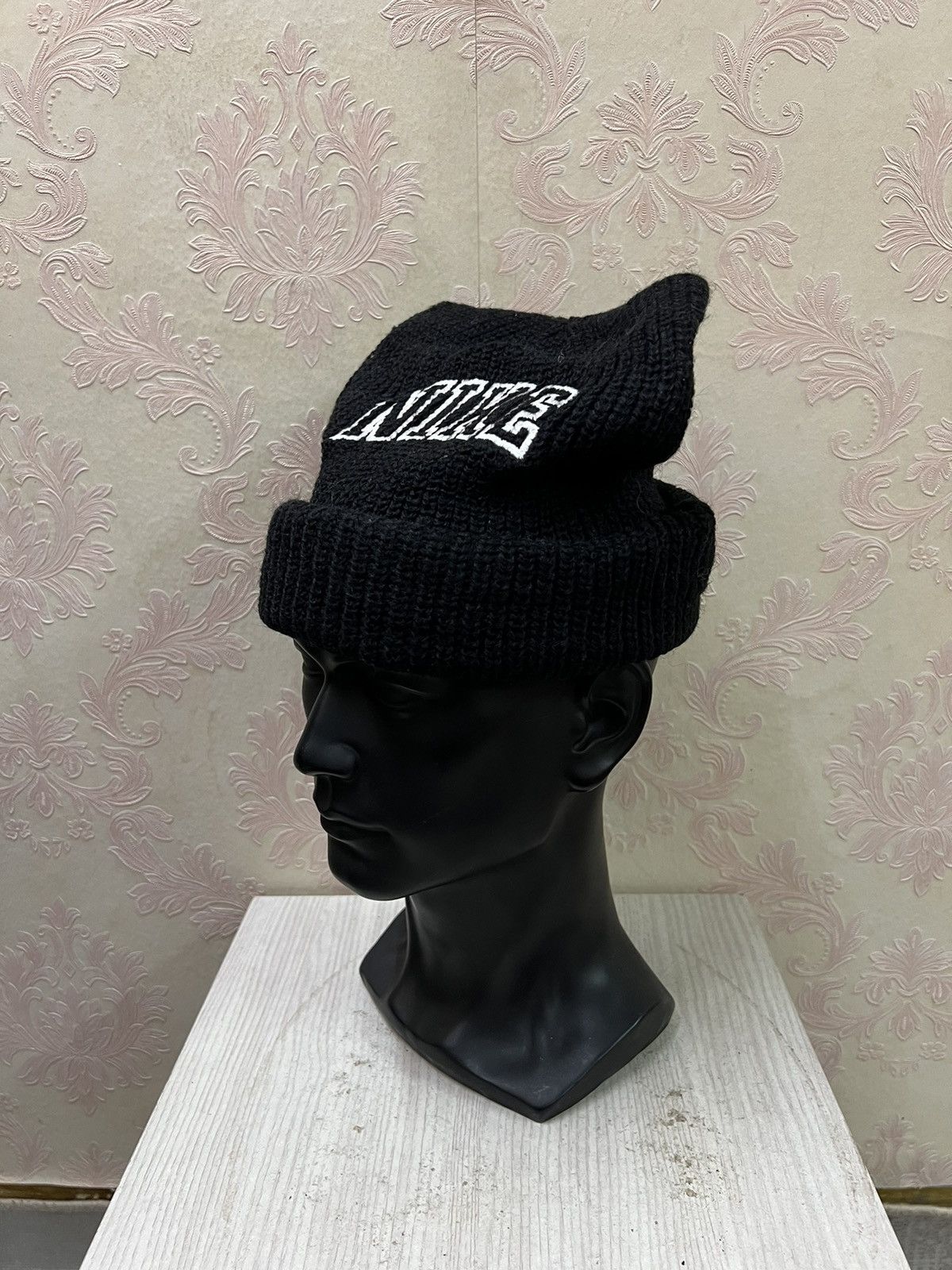 Nike Vintage Nike Spell Out Beanie Hats Size ONE SIZE - 3 Thumbnail