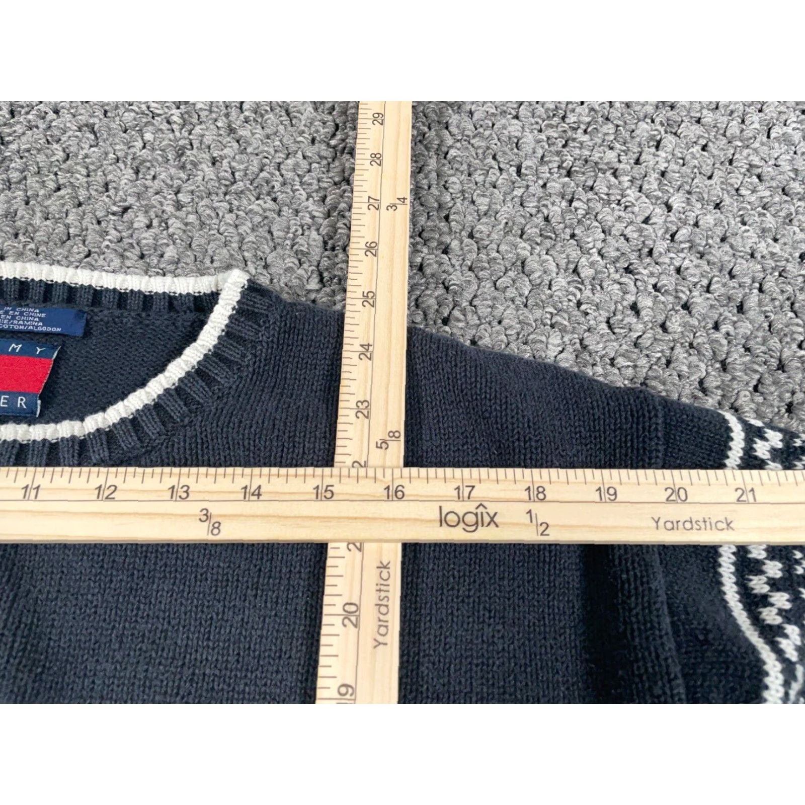 Tommy Hilfiger VINTAGE Tommy Hilfiger Sweater Shirt XL Black Geometric Pattern Heavyweight 90s Casual Crew Neck Fair Isle Knit Pullover Mens Size US XL / EU 56 / 4 - 6 Thumbnail